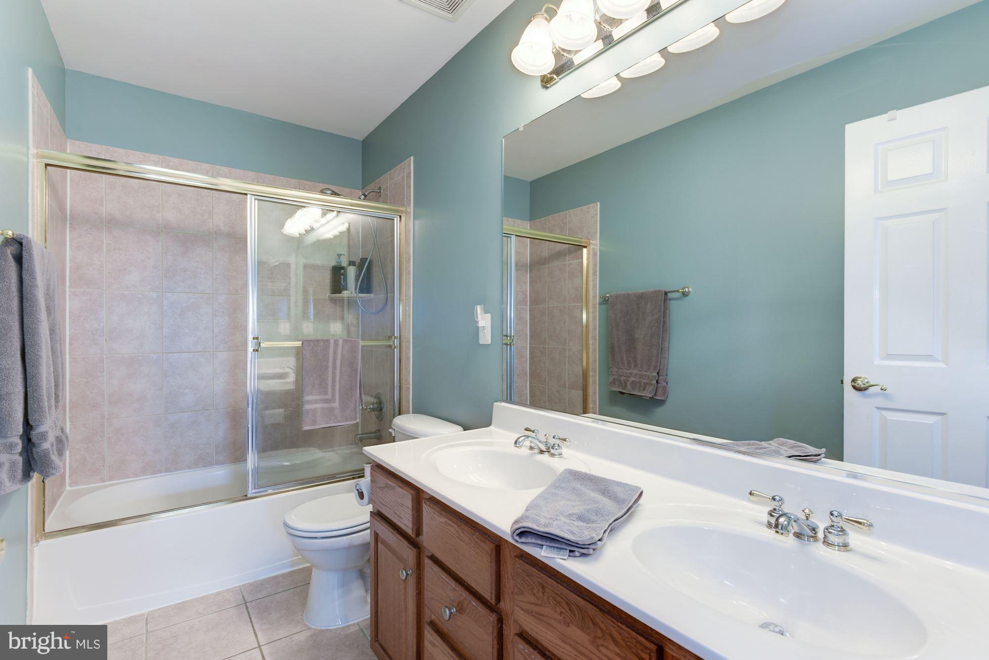 LOCUST HILL - Residential