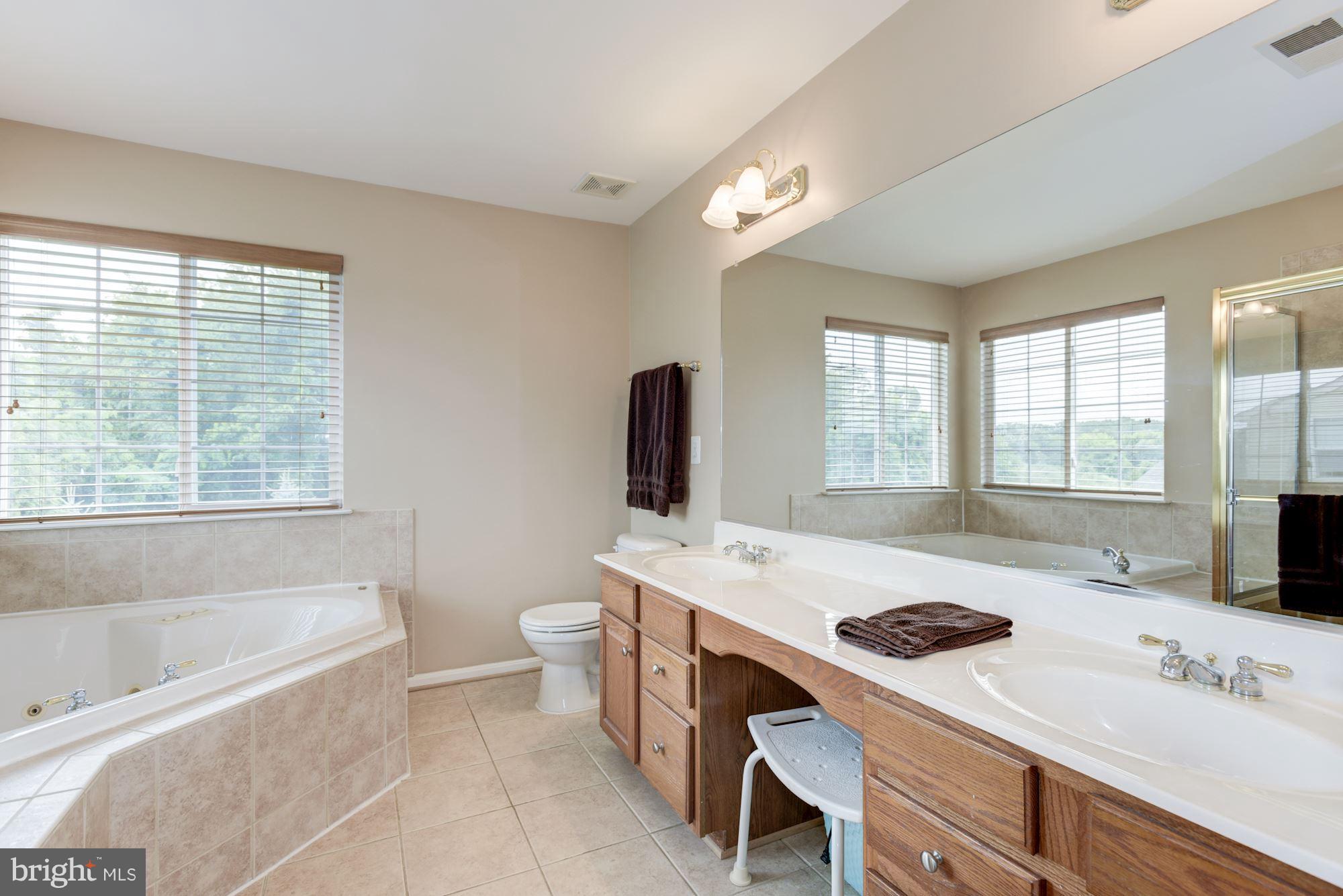 LOCUST HILL - Residential