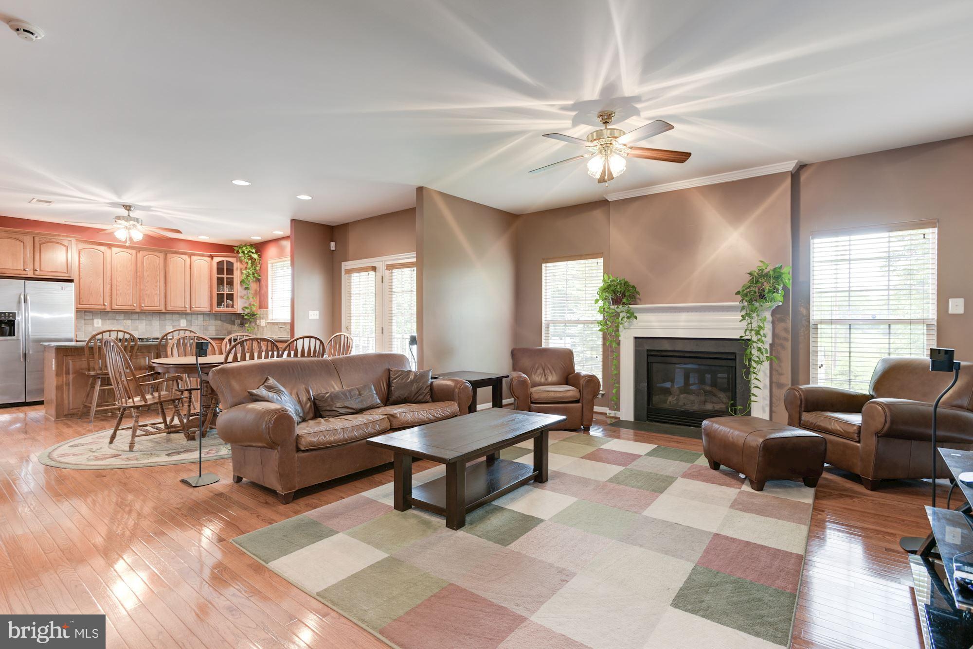 LOCUST HILL - Residential