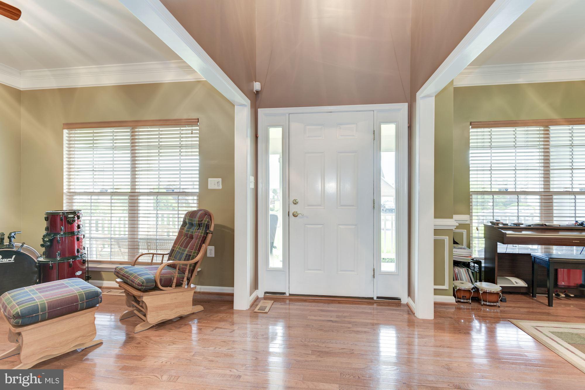 LOCUST HILL - Residential