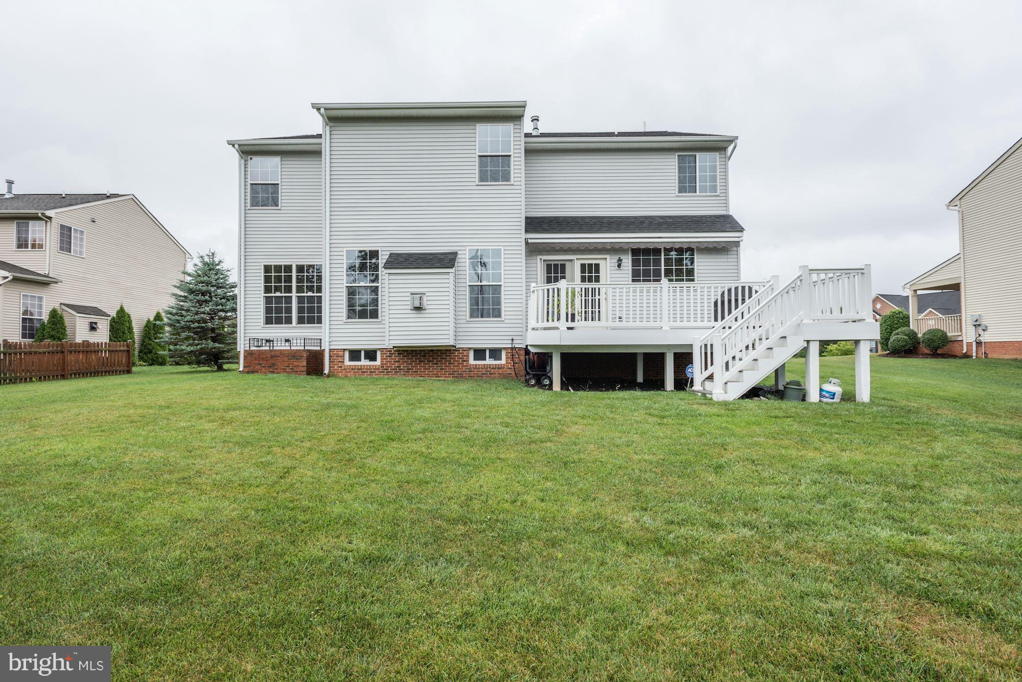 LOCUST HILL - Residential