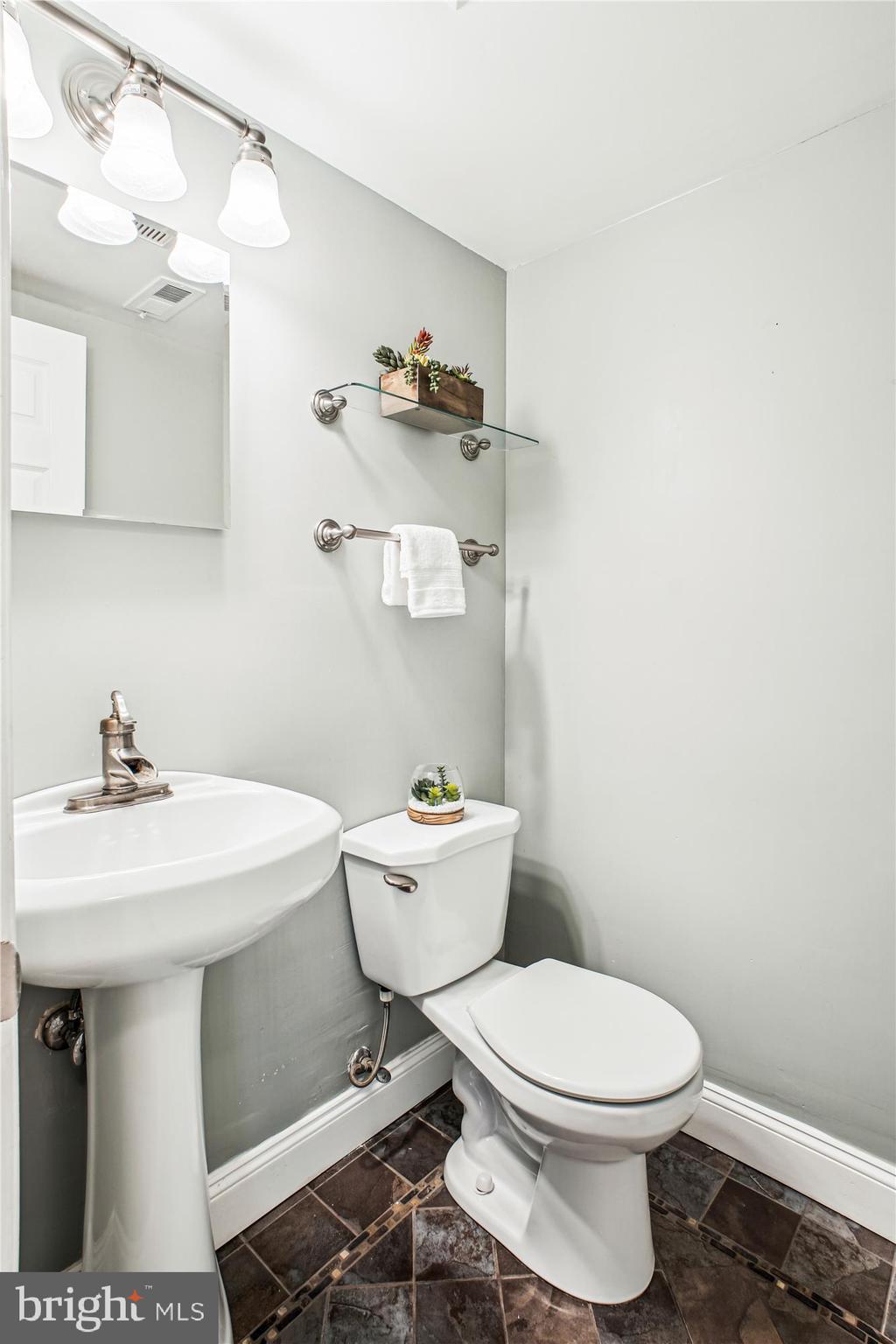 BARRISTERS PLACE - Residential