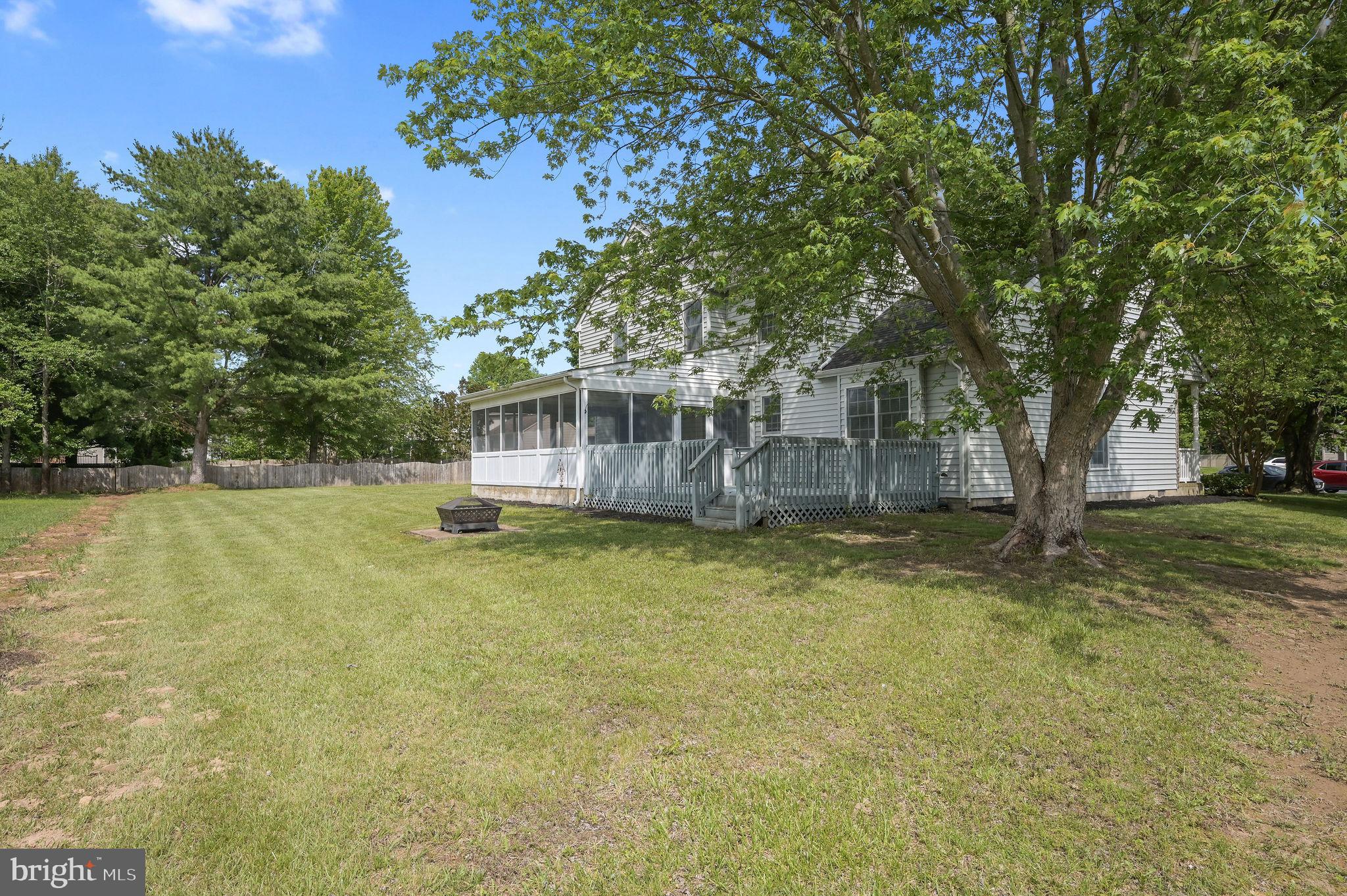406 FALCON DRIVE
