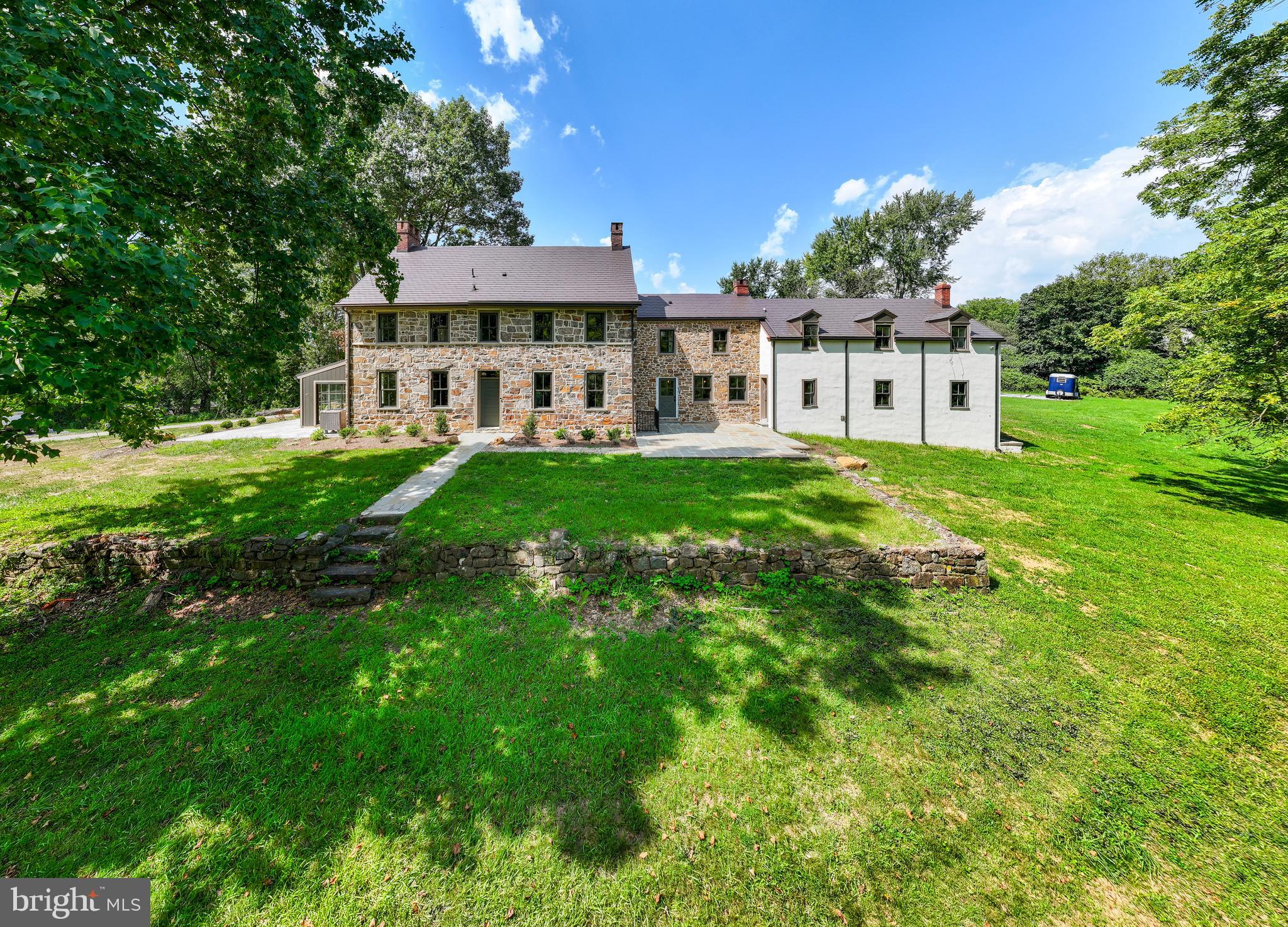 301 RESERVOIR ROAD LOT C BARN