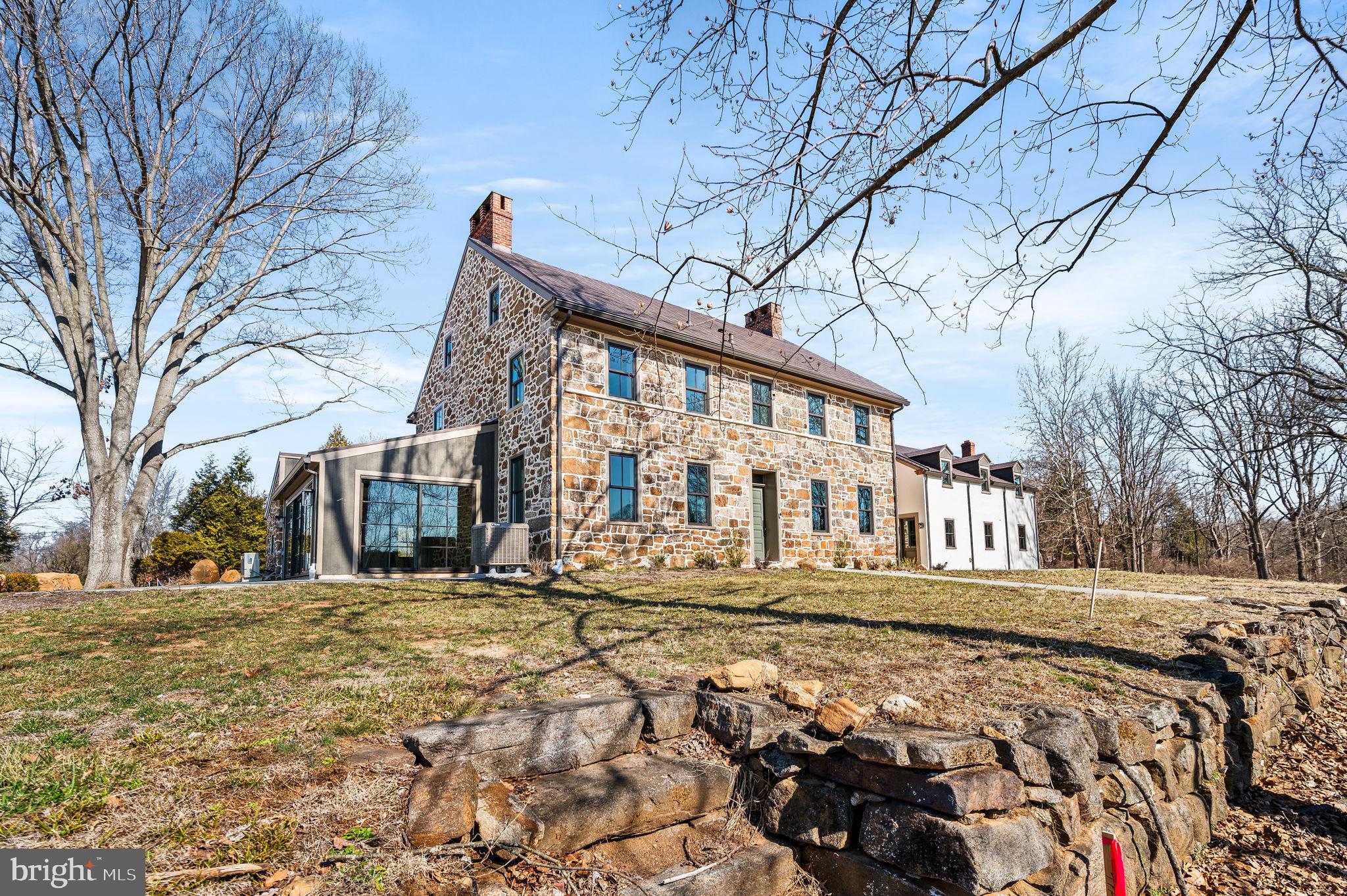 301 RESERVOIR ROAD LOT C BARN