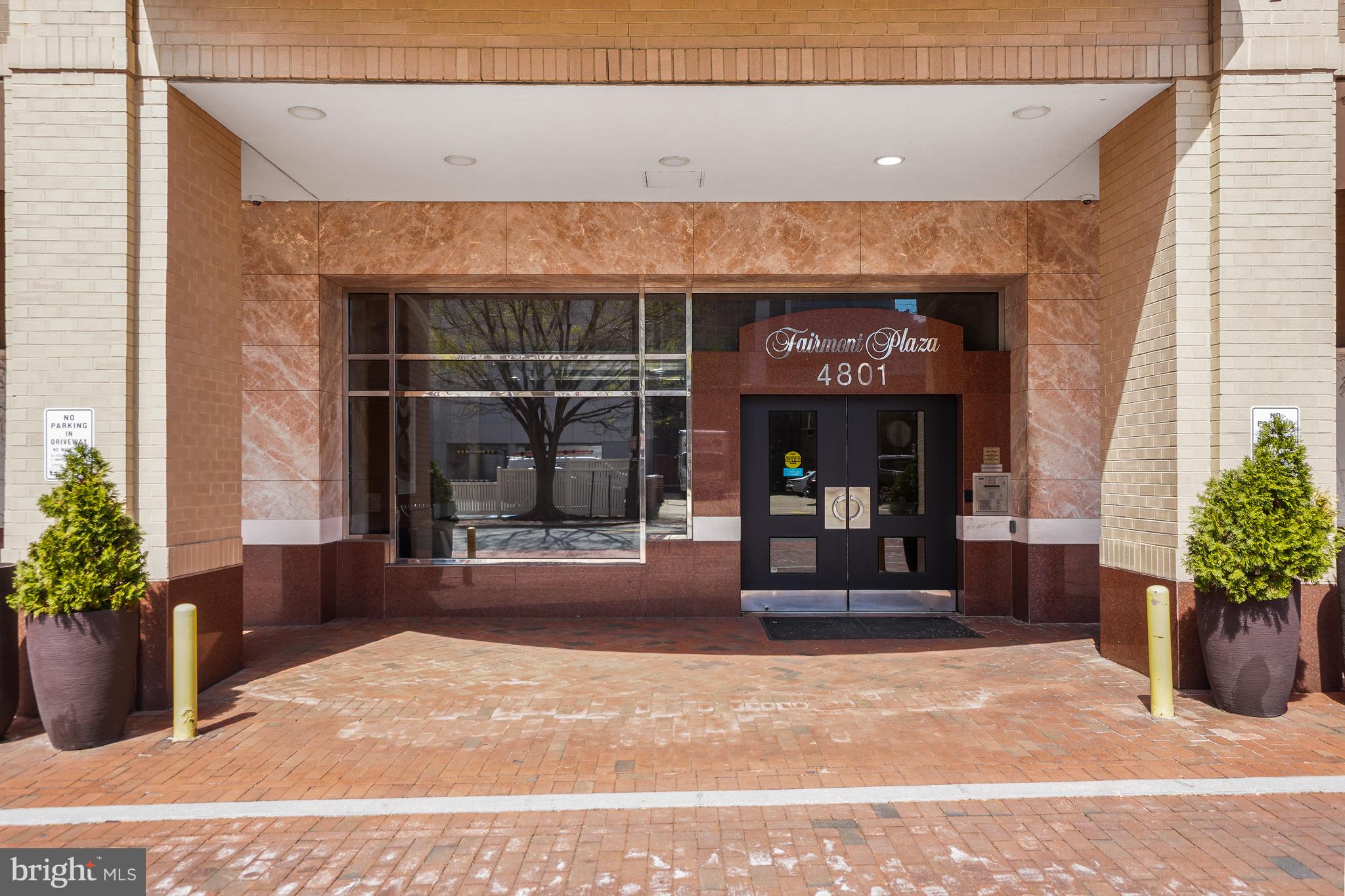 4801 FAIRMONT AVENUE 810
