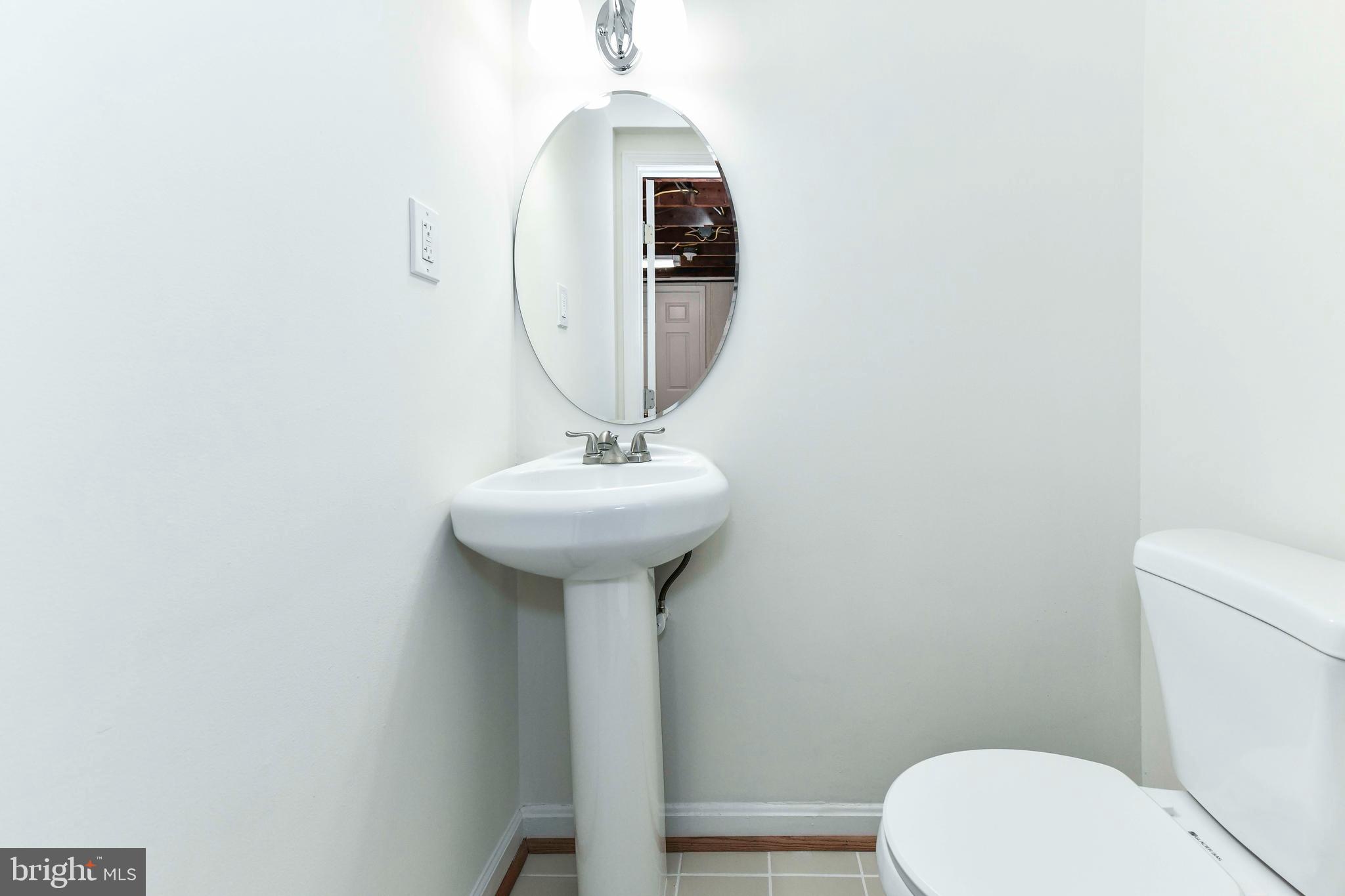 WARWICK VILLAGE - Residential Lease