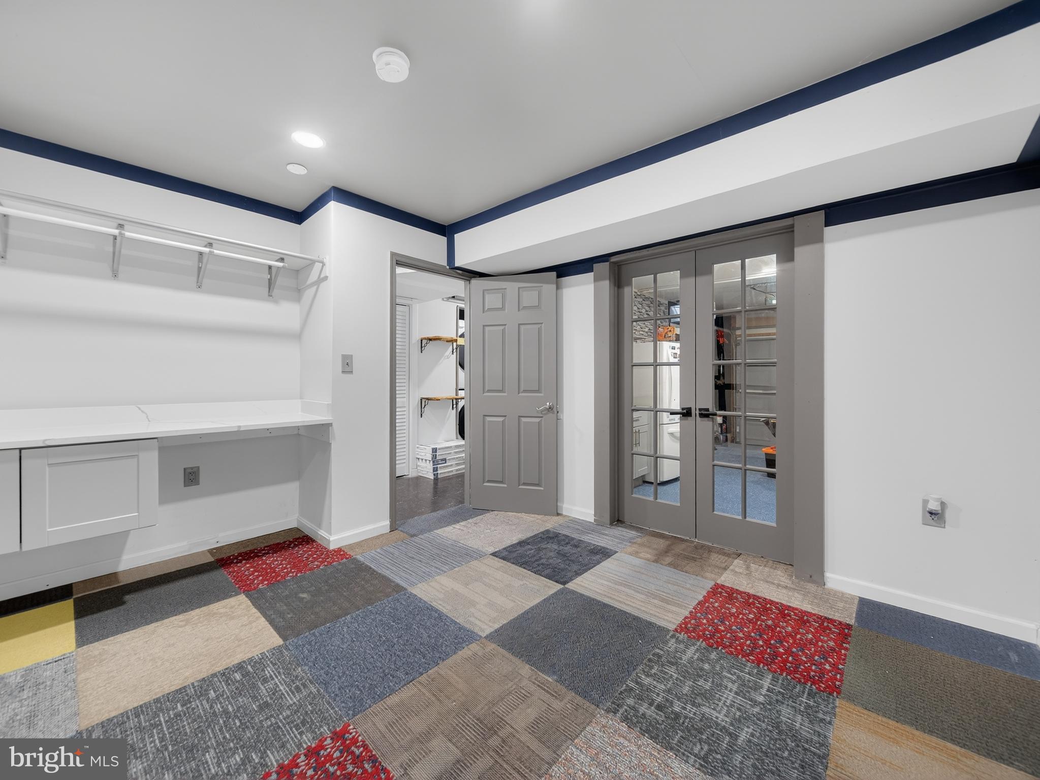 SYCAMORE HILL - Residential