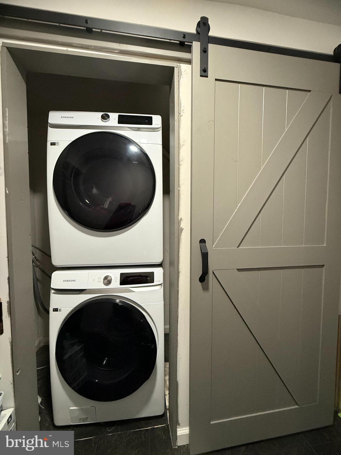 SYCAMORE HILL - Residential