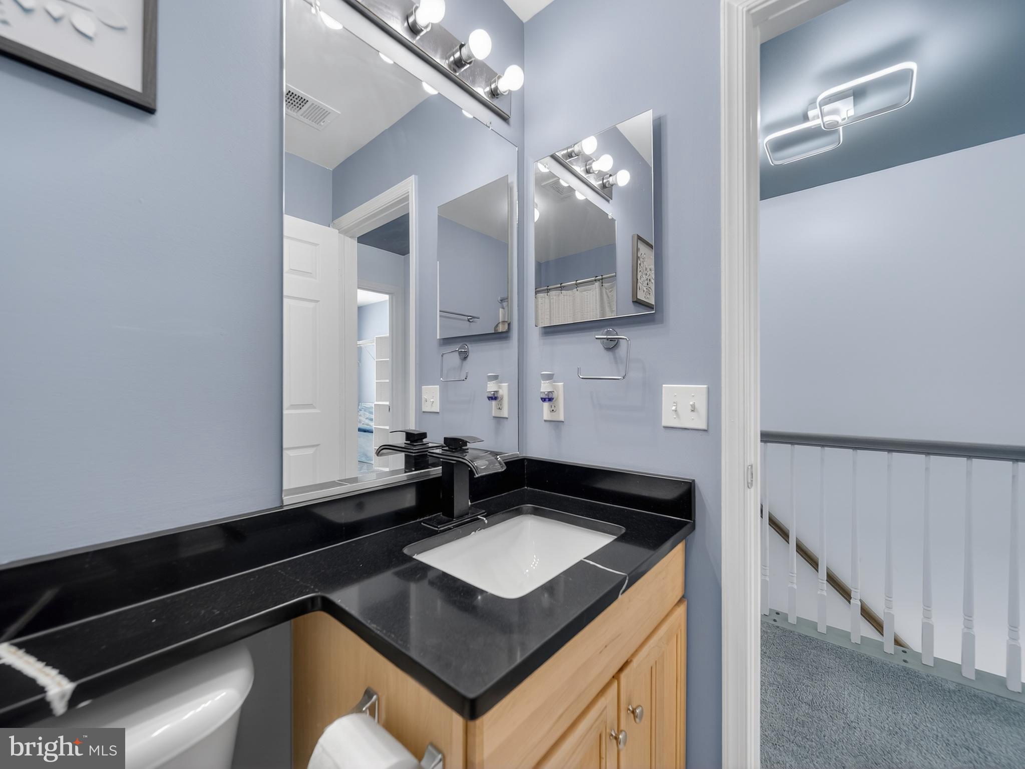 SYCAMORE HILL - Residential