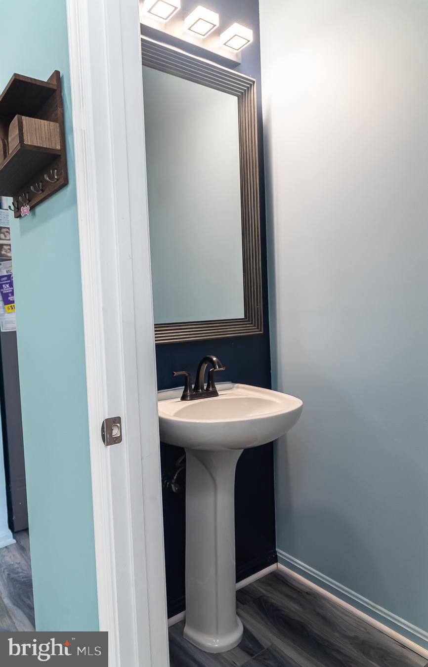 SYCAMORE HILL - Residential