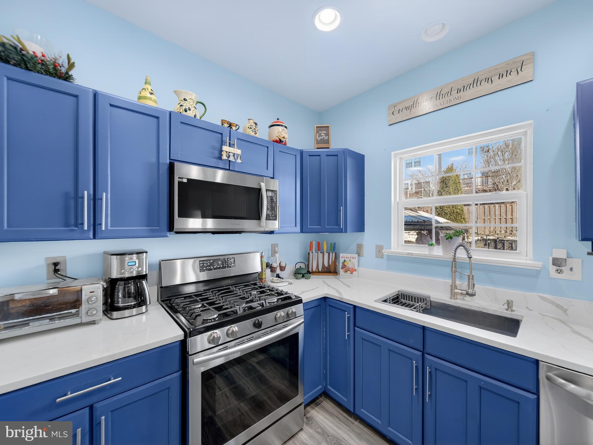 SYCAMORE HILL - Residential