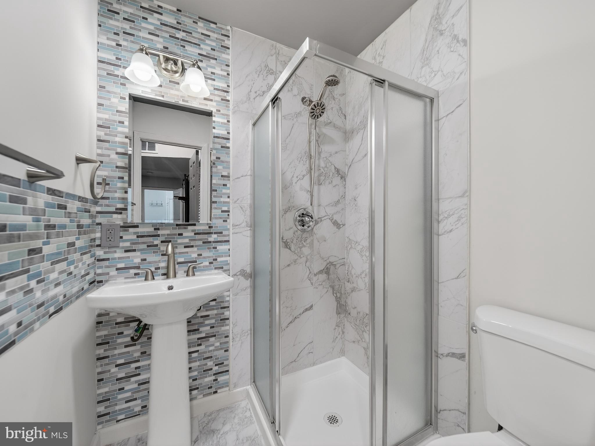 SYCAMORE HILL - Residential