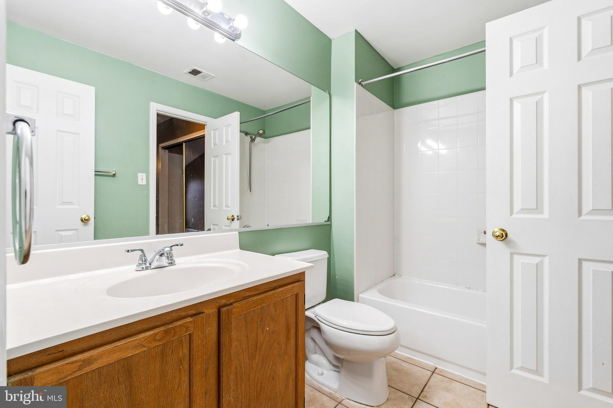 WOODFIELD AT MANCHESTER - Residential Lease