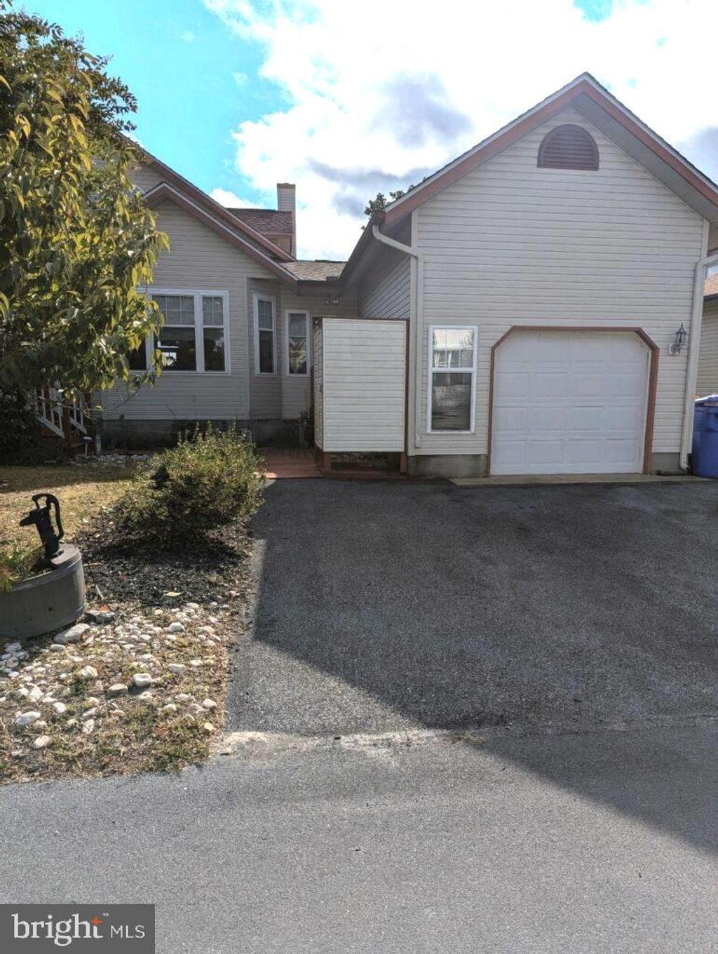 listing image 41