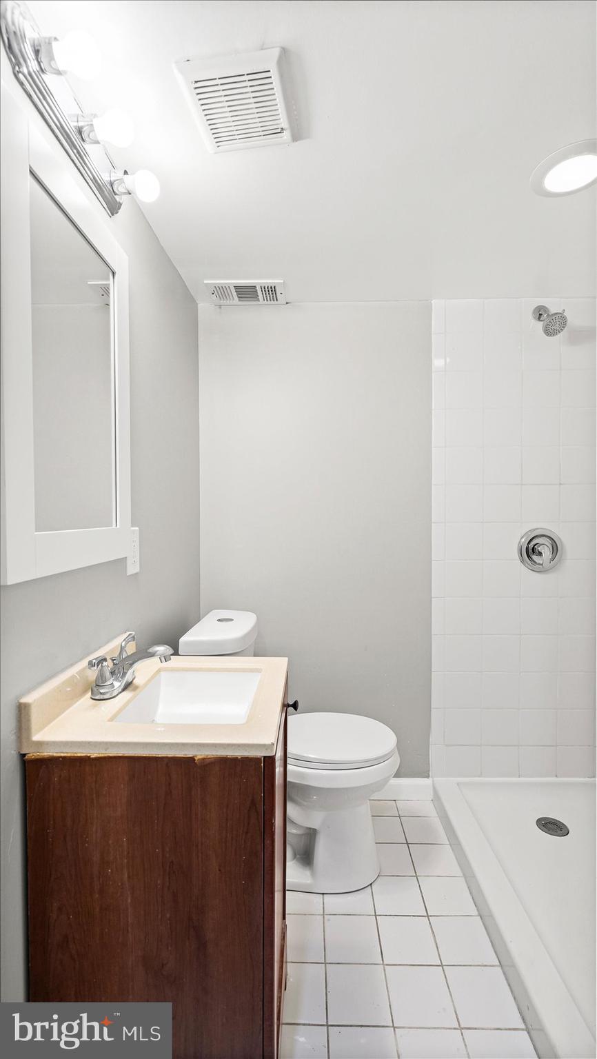 CEDONIA - Residential Lease