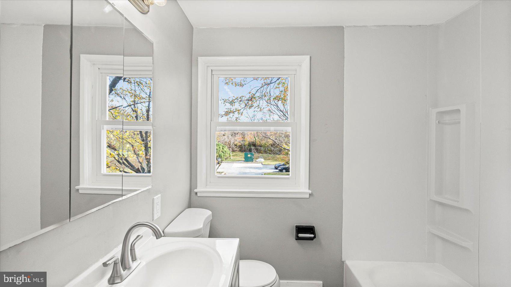 CEDONIA - Residential Lease