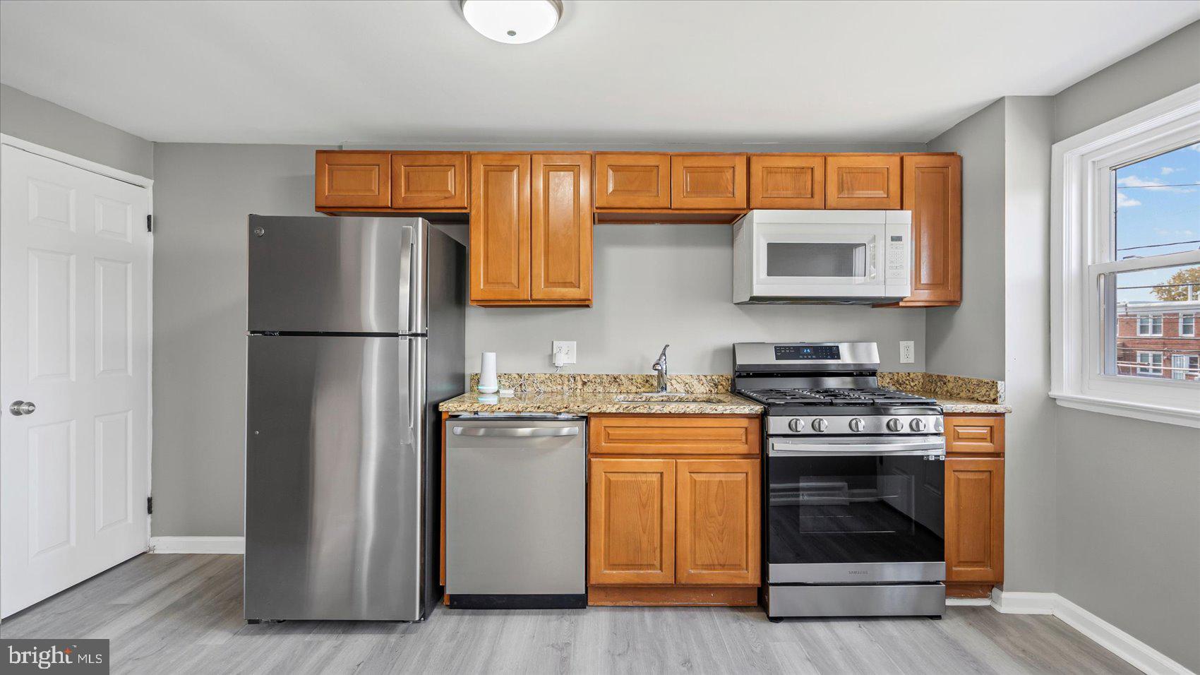 CEDONIA - Residential Lease