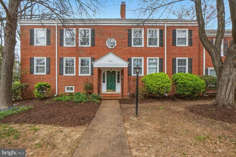 4905 29TH ROAD S B1 ARLINGTON VA 22206