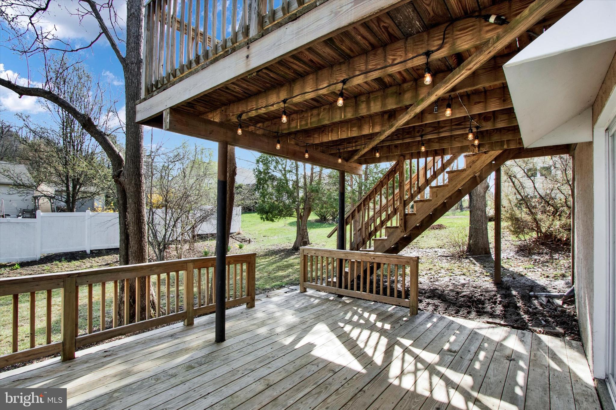 PINE KNOLL - Residential