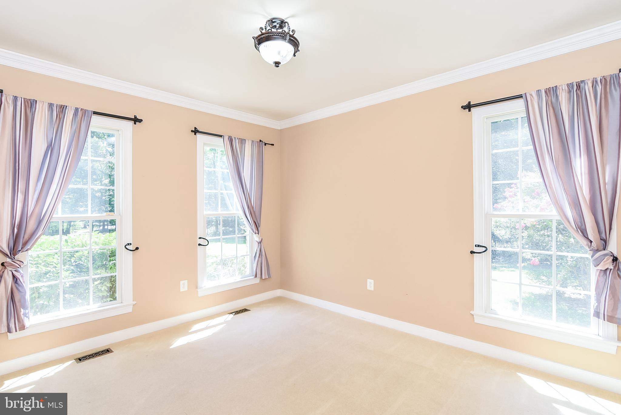 MT MORIAH ON THE POTOMAC - Residential