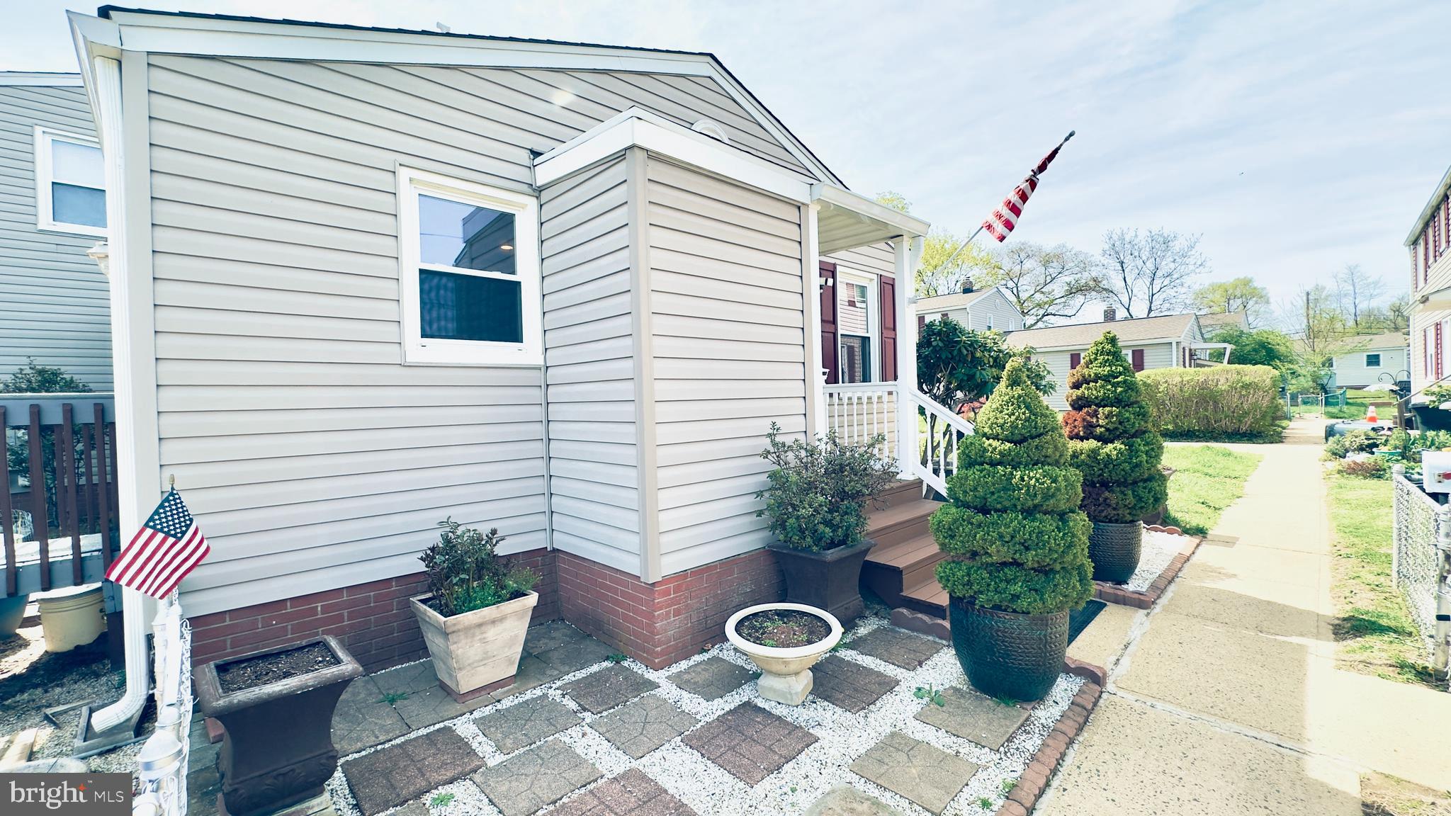 22 BELSHAW AVE