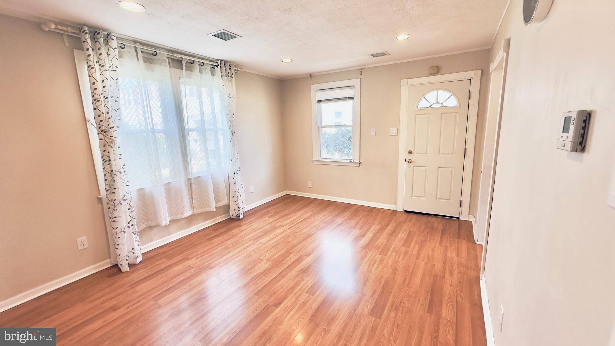 22 BELSHAW AVE