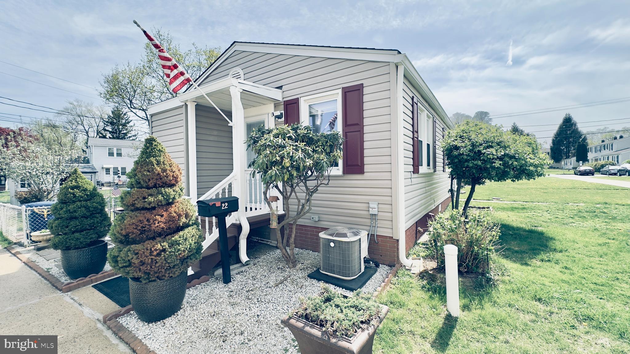 22 BELSHAW AVE