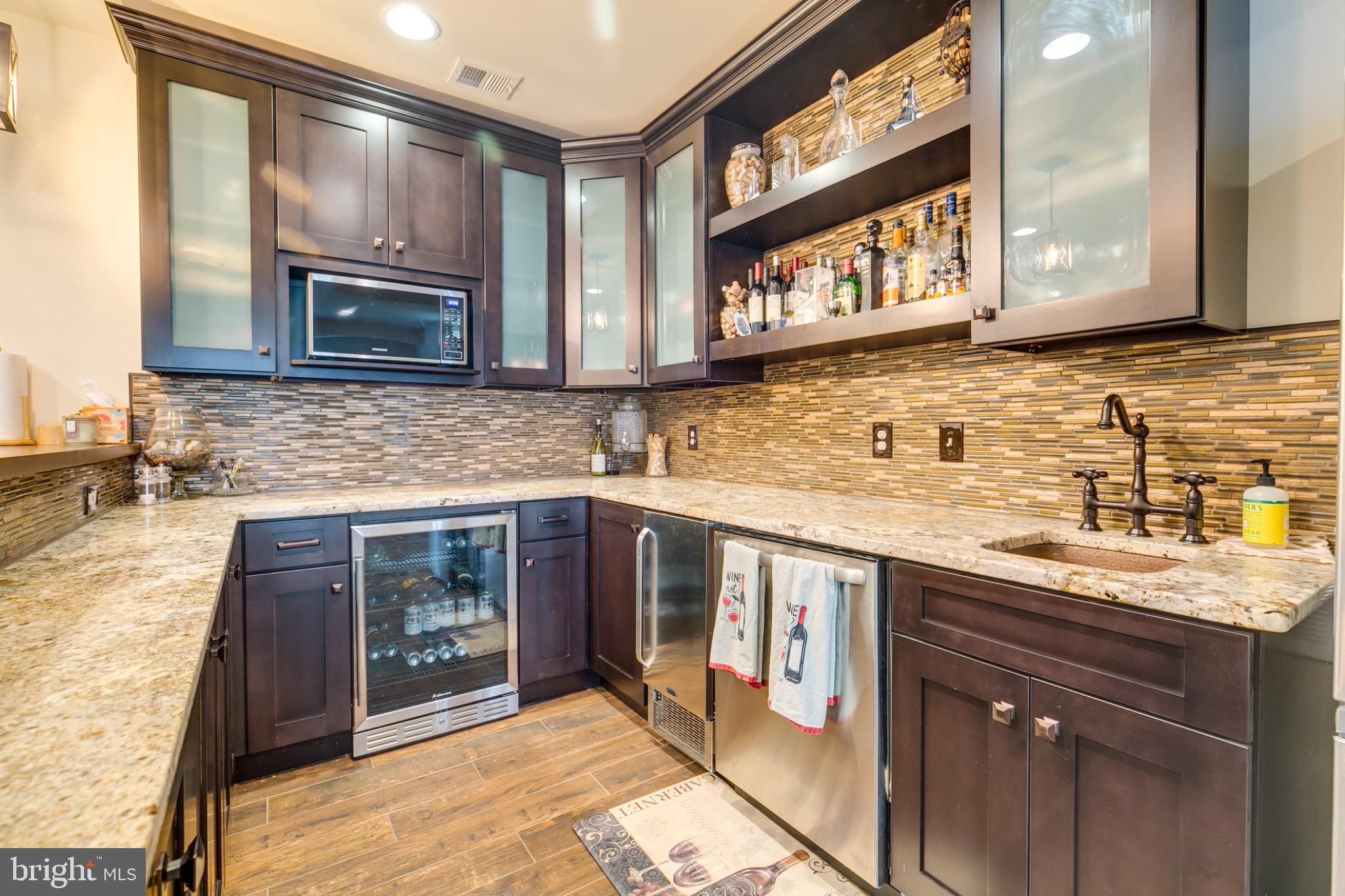 BRAMBLETON LANDBAY 3 - Residential Lease