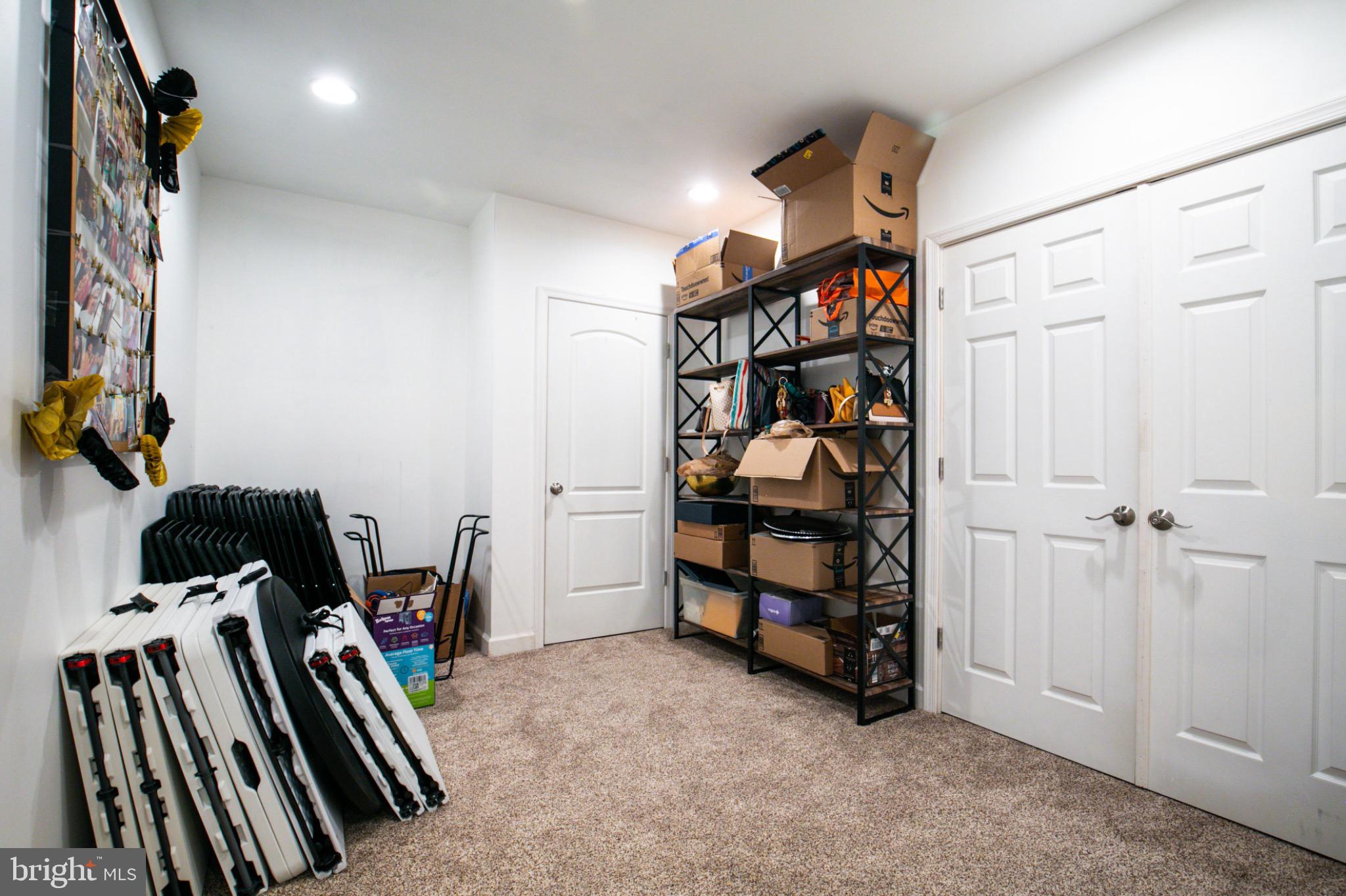 BRAMBLETON LANDBAY 3 - Residential Lease