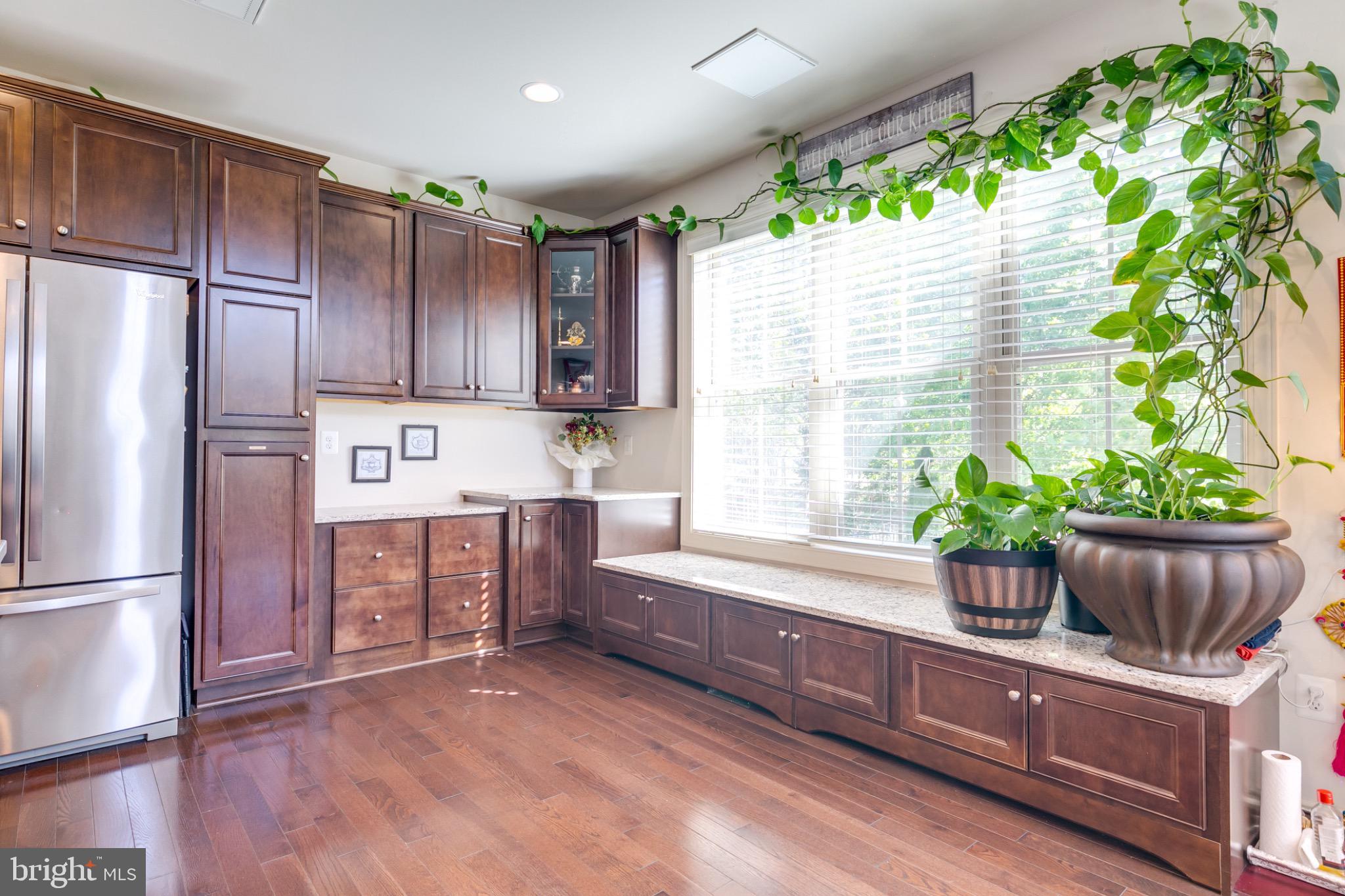 BRAMBLETON LANDBAY 3 - Residential Lease