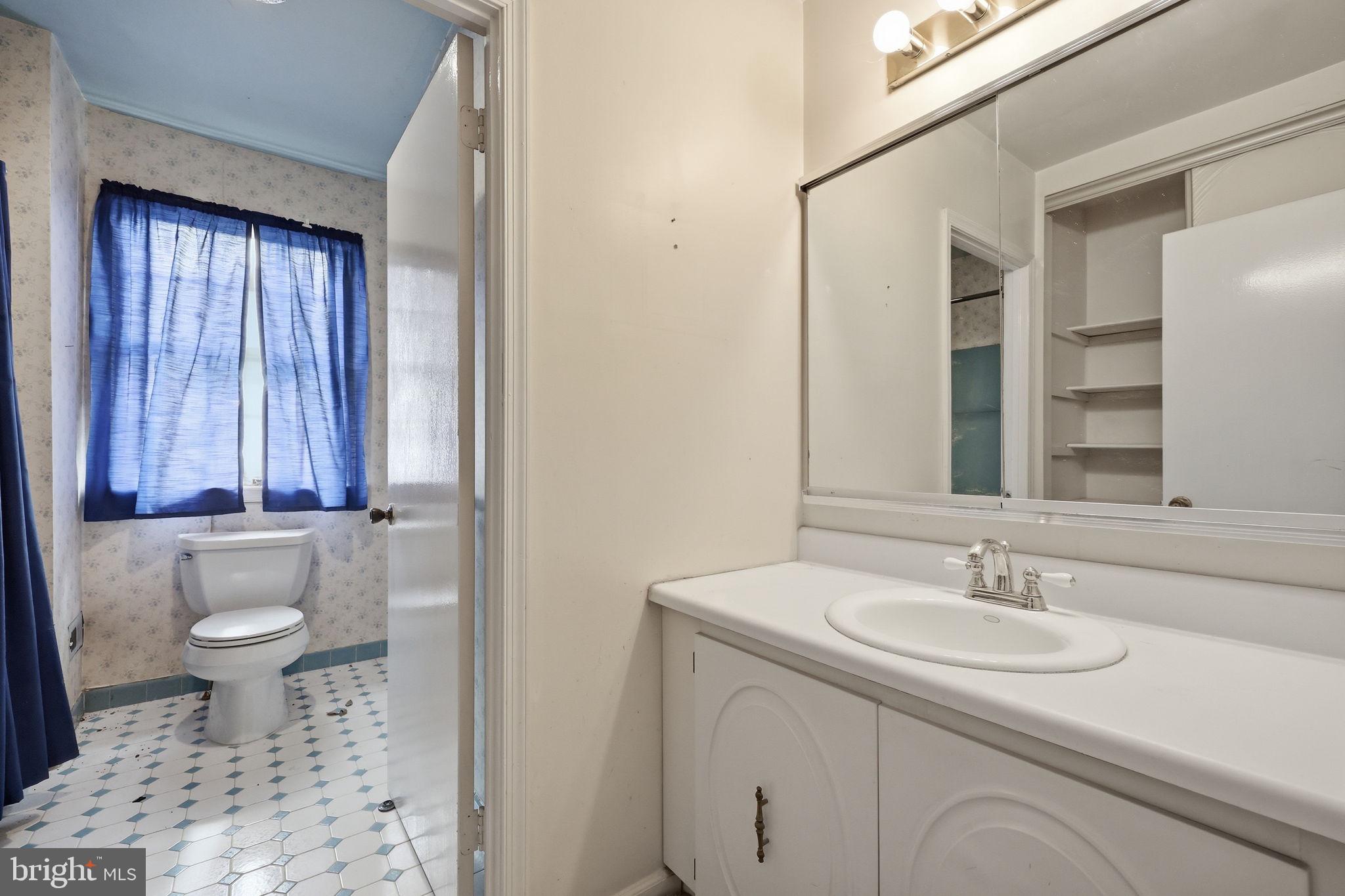 WOODLYN CROSSING - Residential