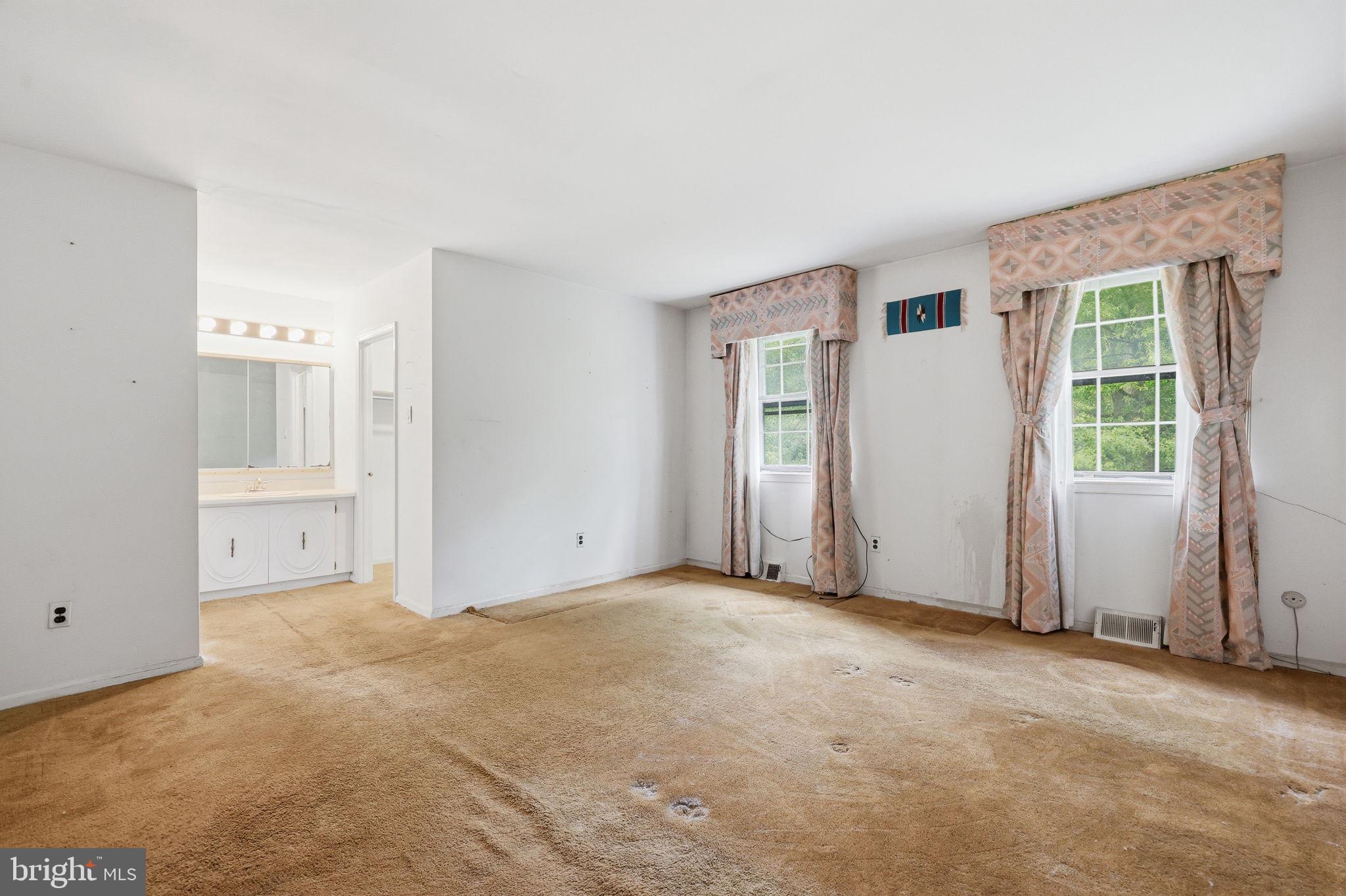WOODLYN CROSSING - Residential