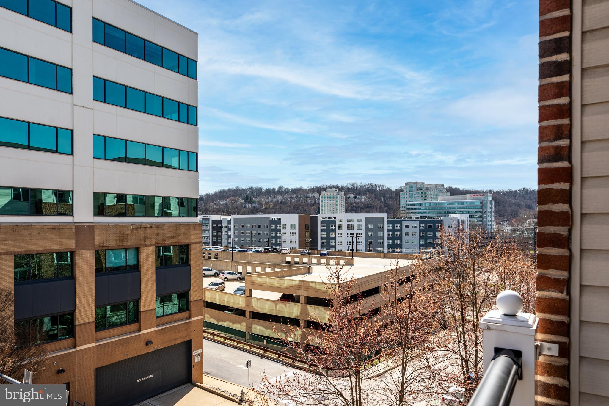THE GRANDE AT RIVERVIEW - Residential