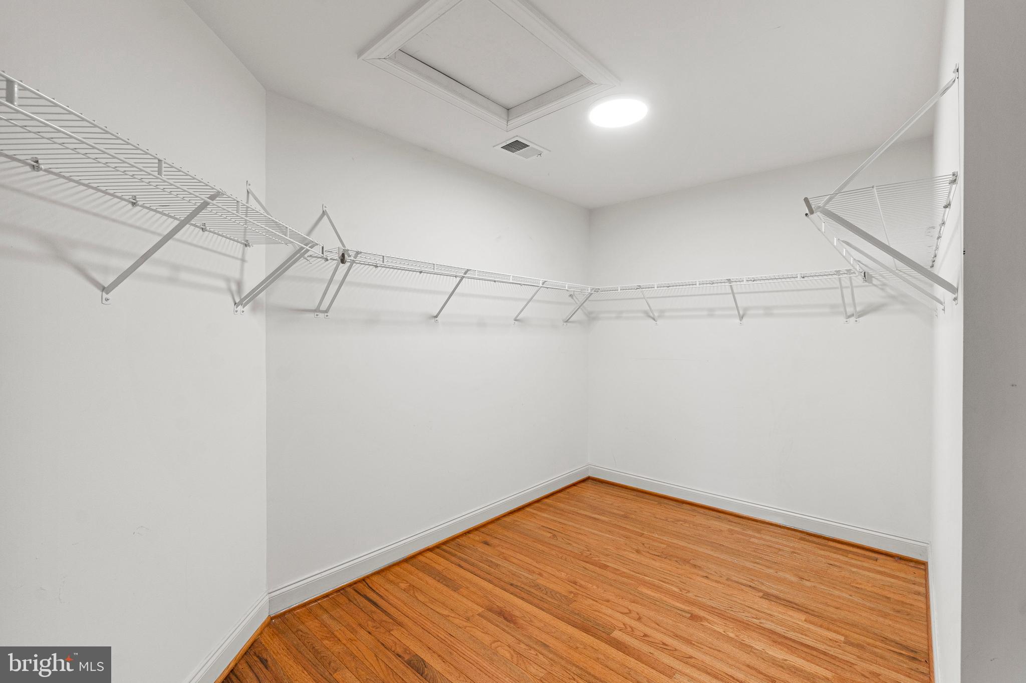 CARR AT CEDAR LAKES - Residential Lease