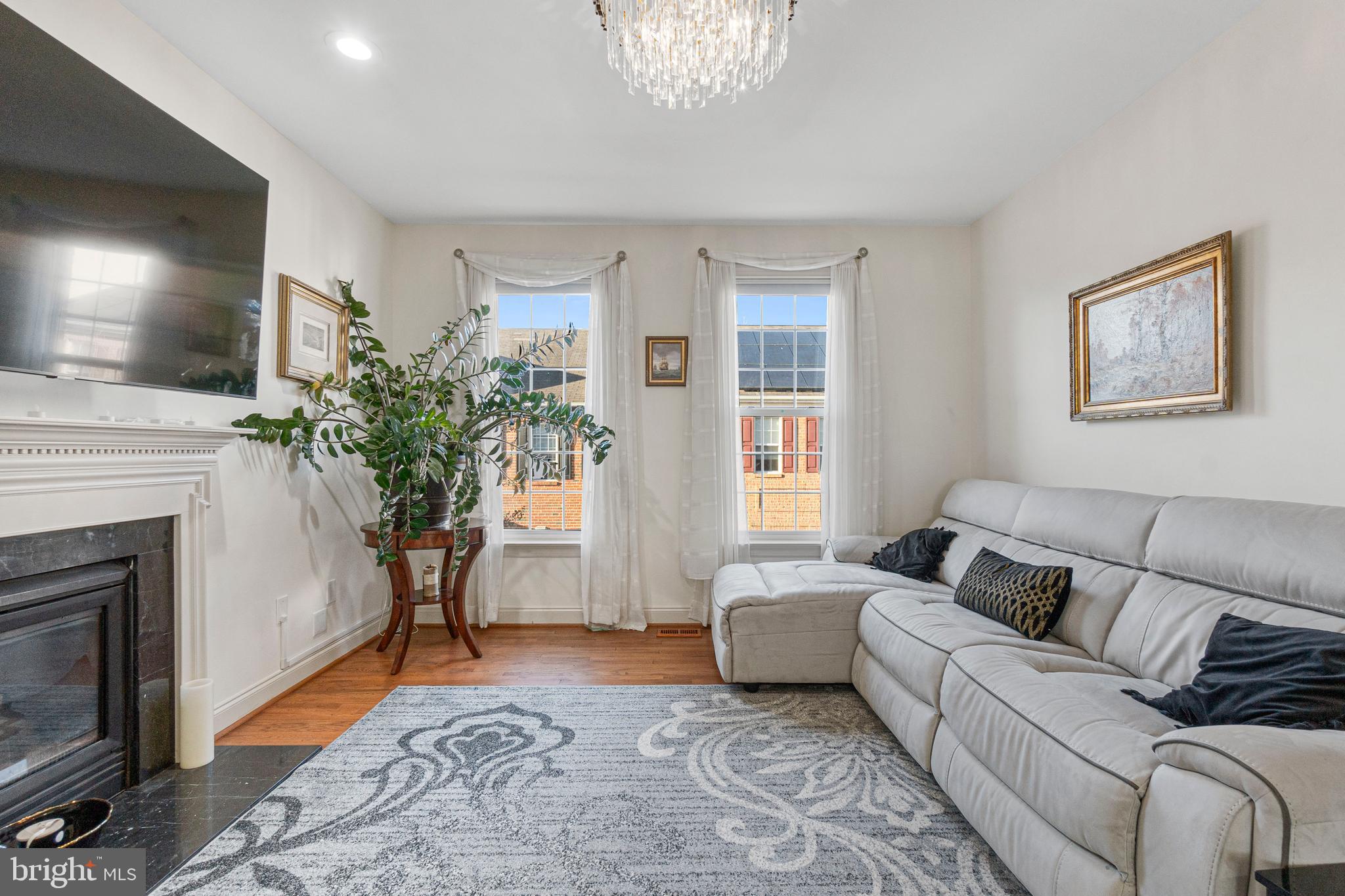 CARR AT CEDAR LAKES - Residential Lease