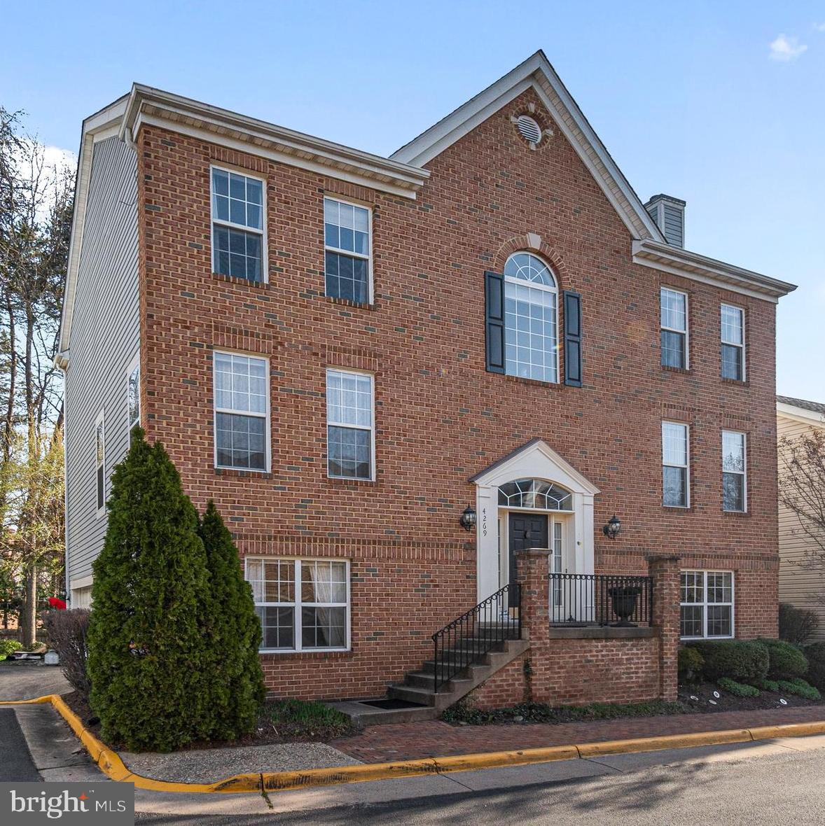 CARR AT CEDAR LAKES - Residential Lease