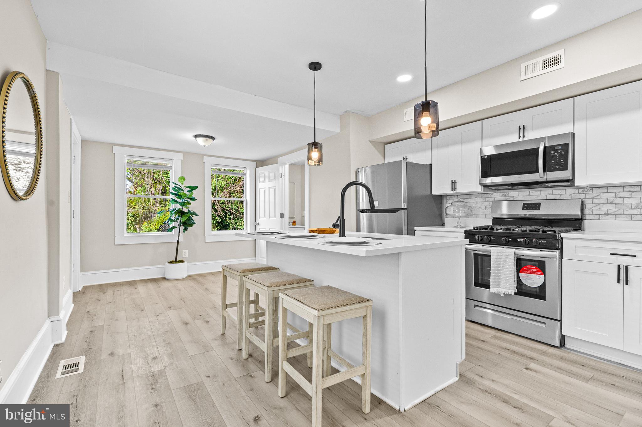 WAVERLY - Residential