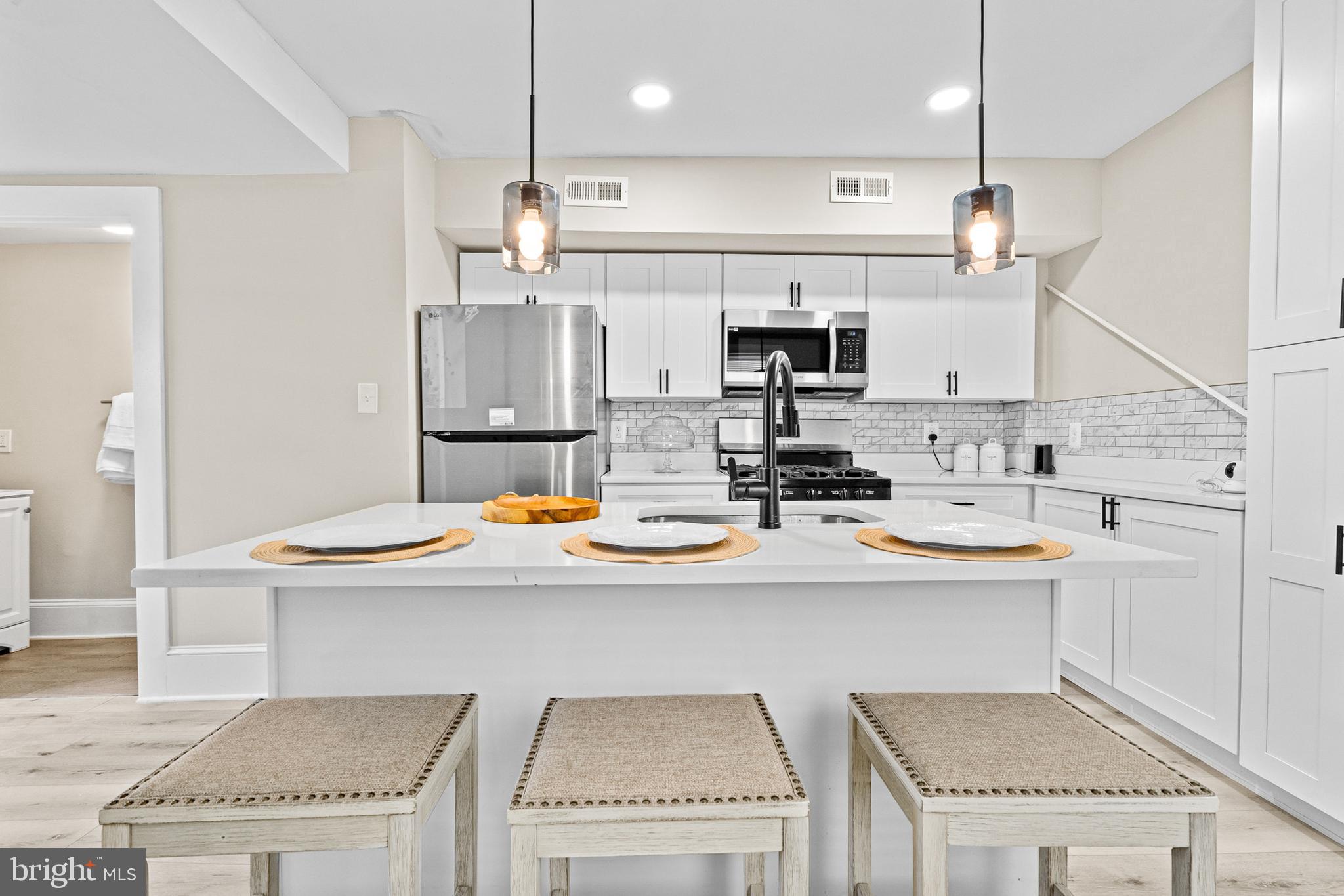 WAVERLY - Residential