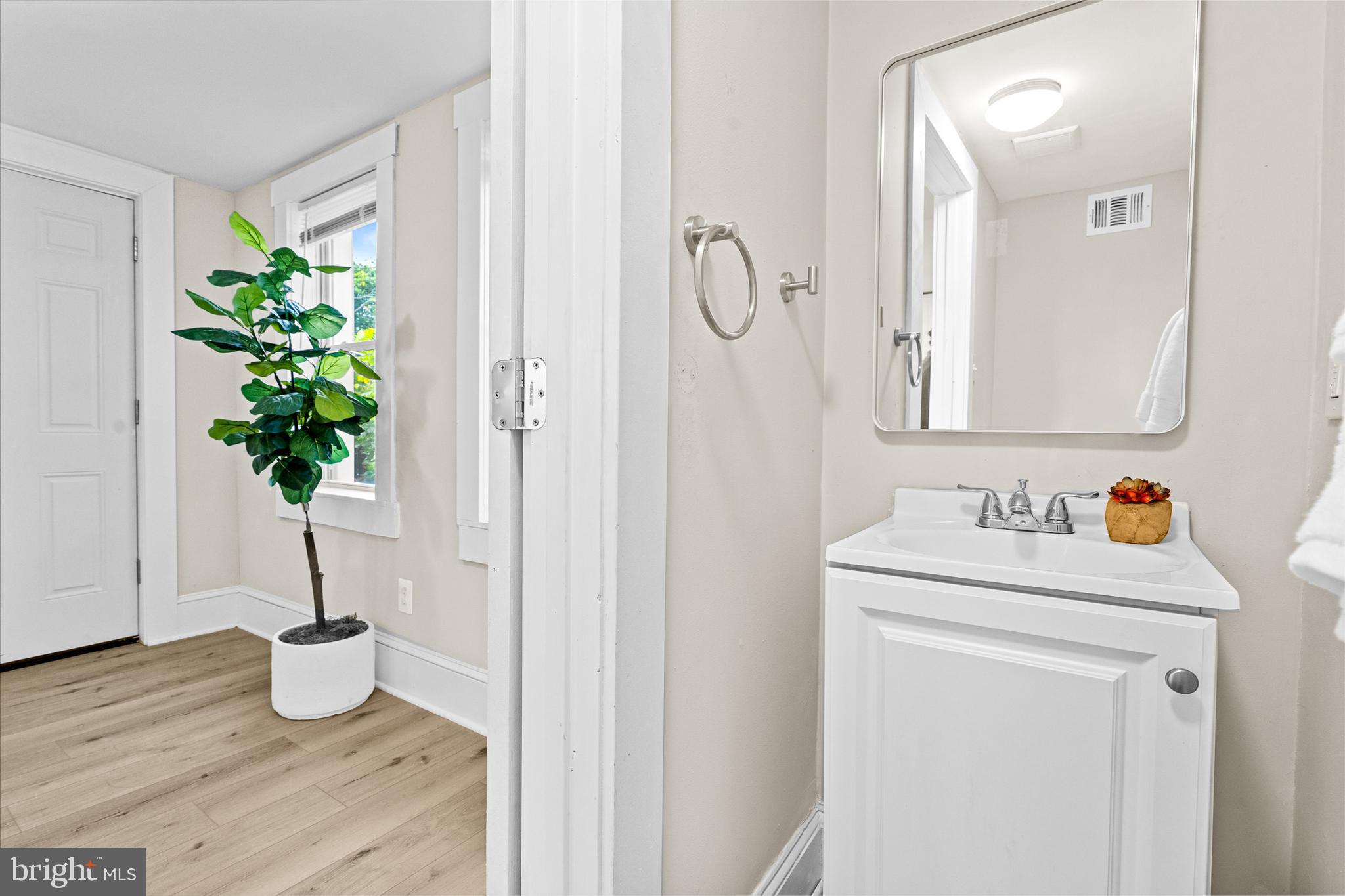 WAVERLY - Residential