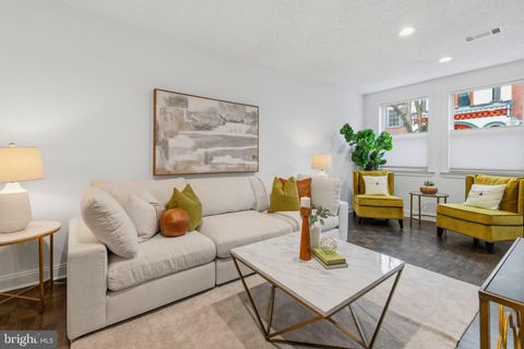 736 S 6TH STREET PHILADELPHIA PA 19147