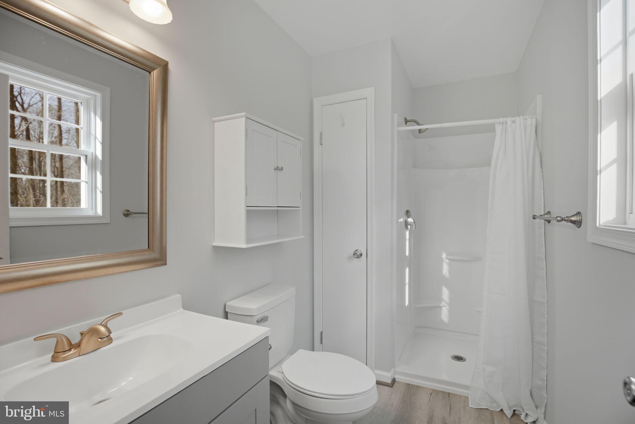 GOLDEN BEACH - Residential