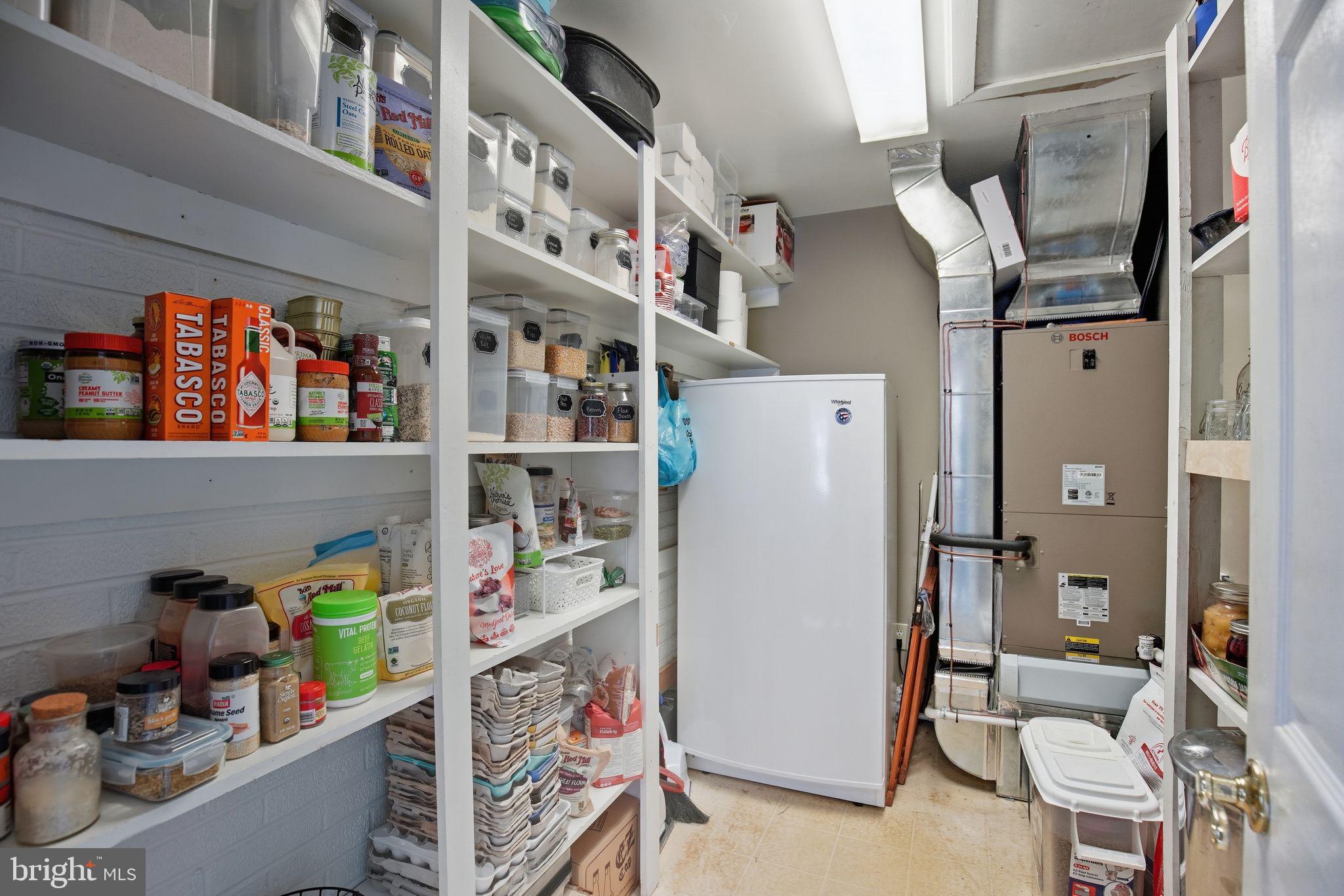 GOLDEN BEACH - Residential