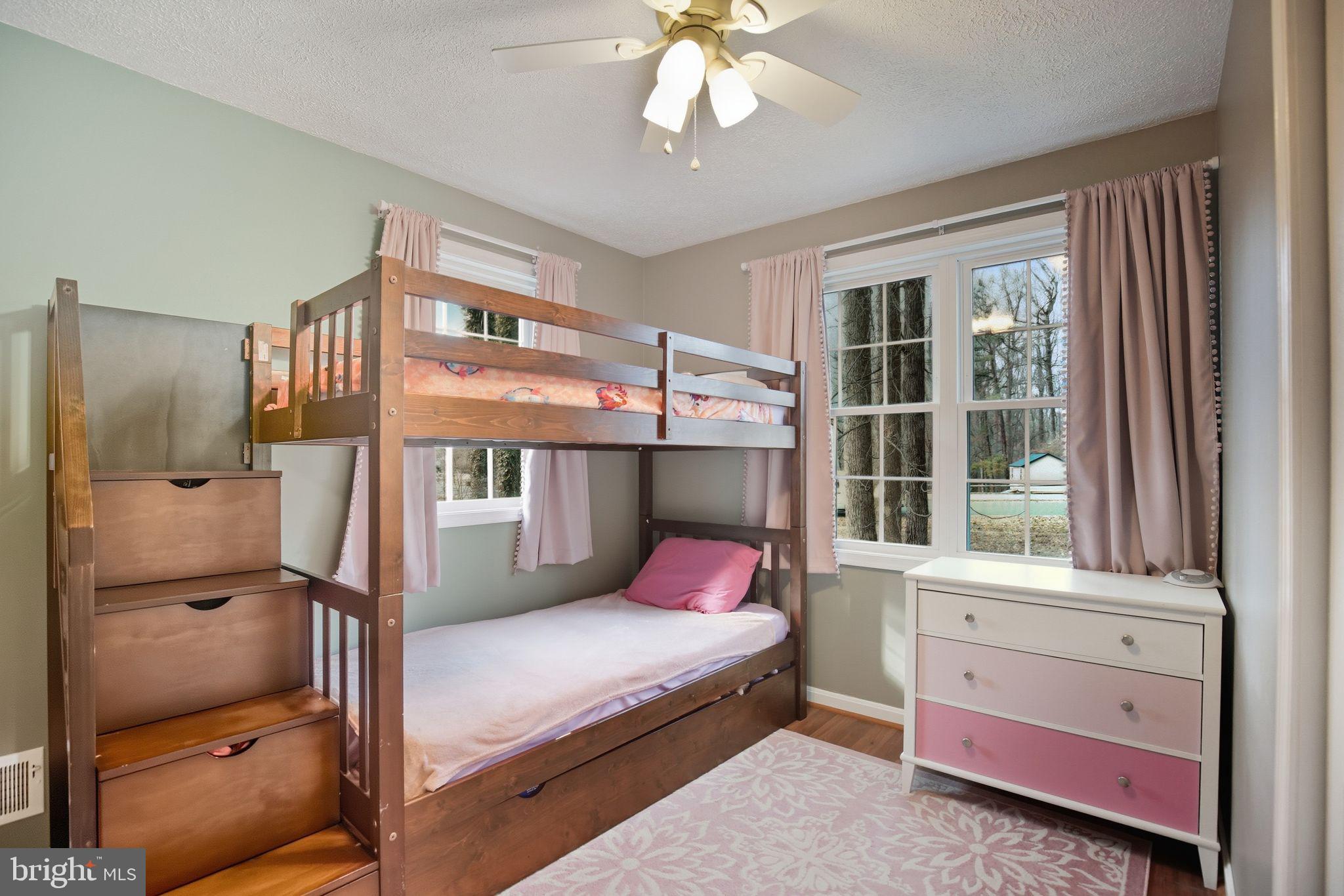 GOLDEN BEACH - Residential