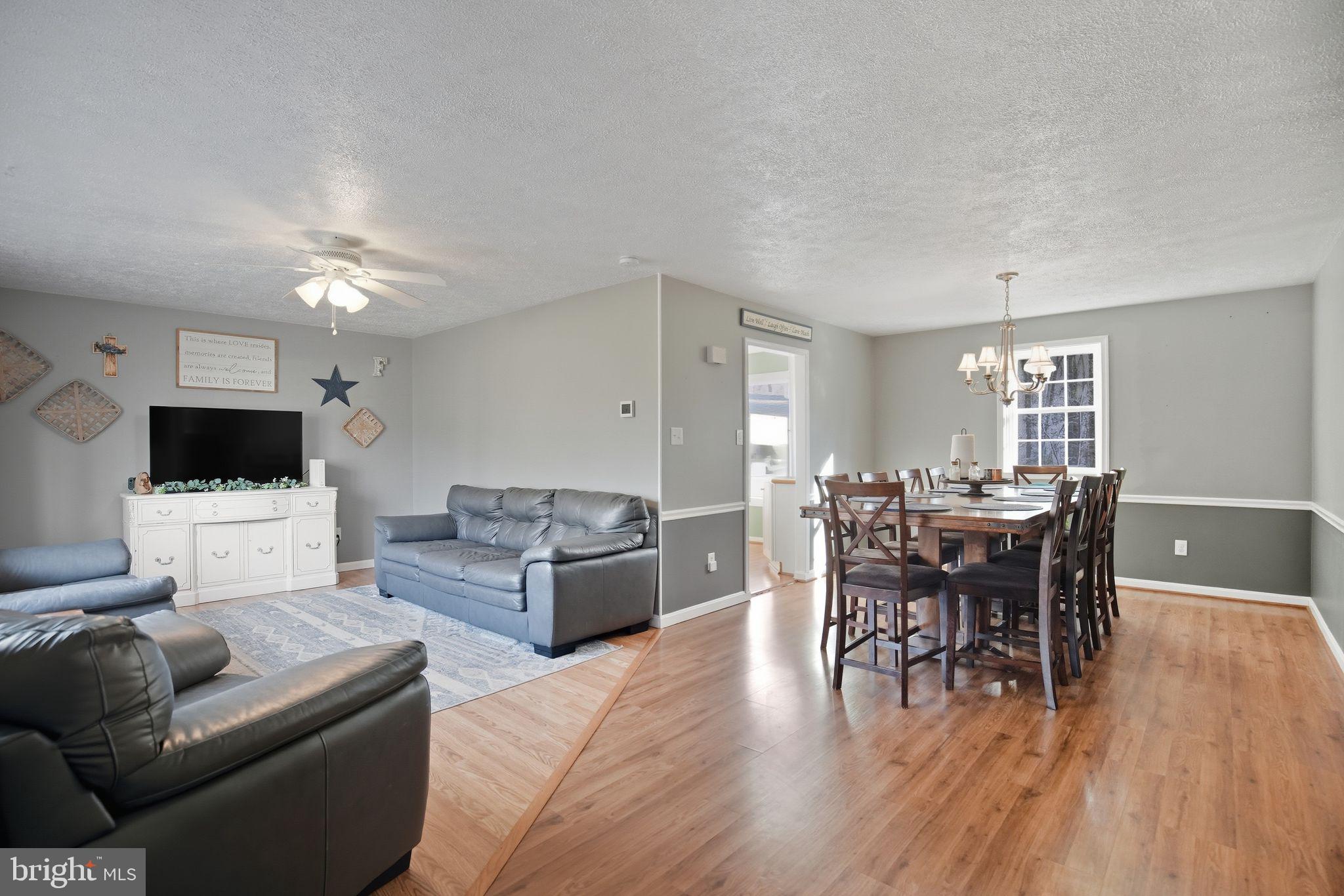 GOLDEN BEACH - Residential