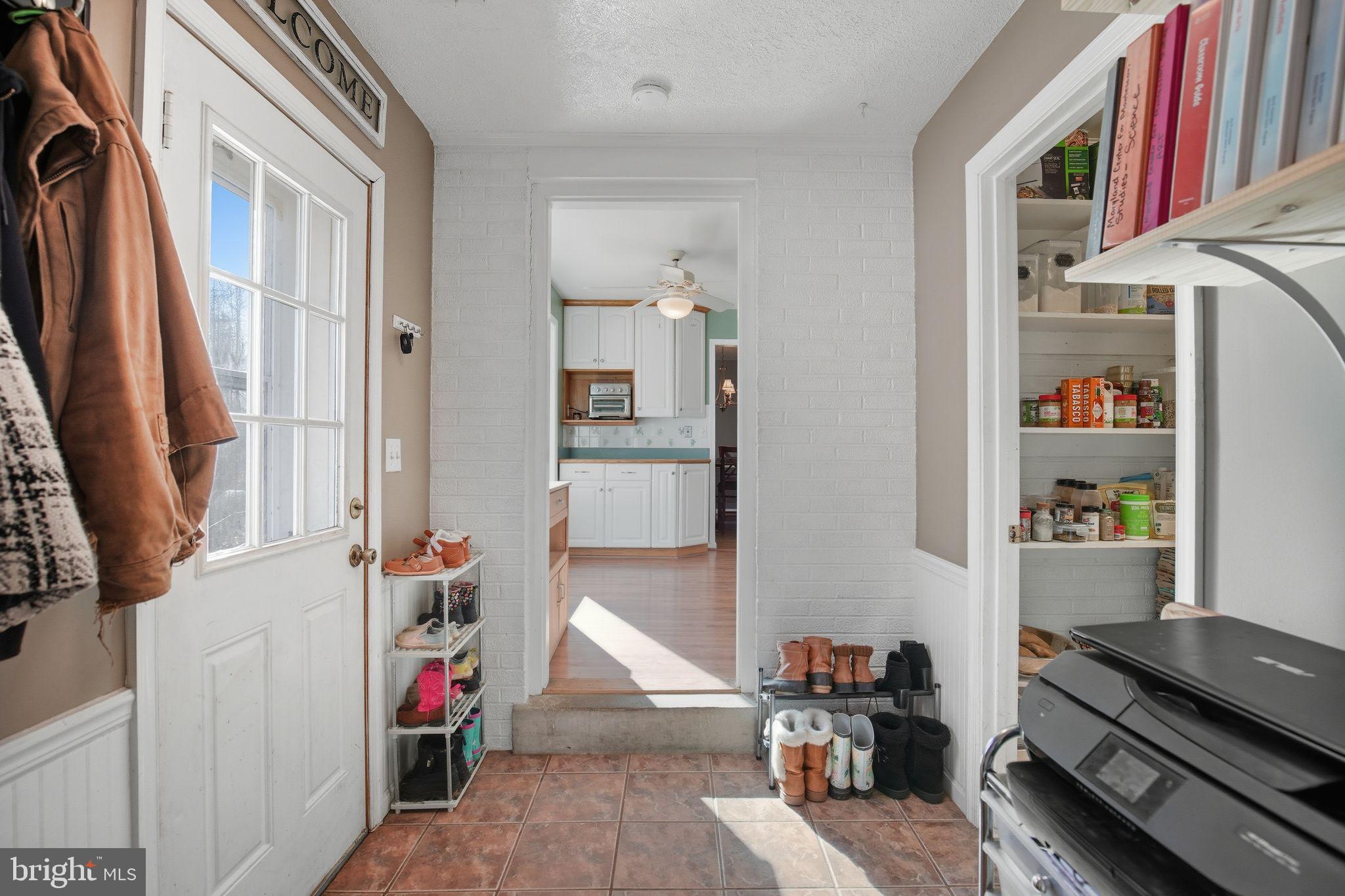 GOLDEN BEACH - Residential