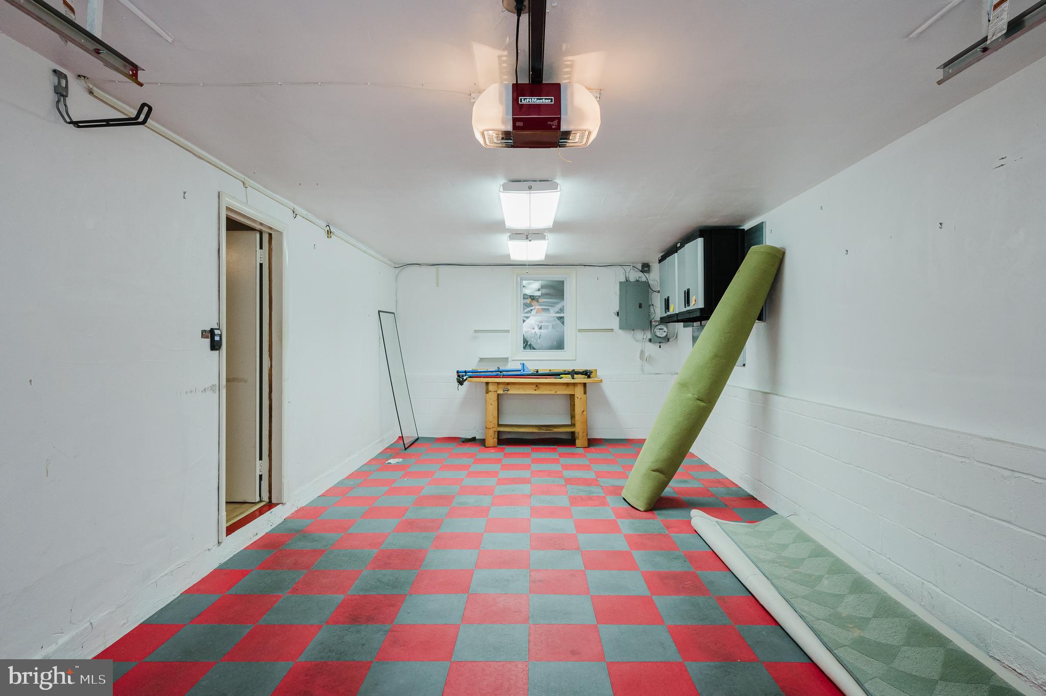 KEEPER HILL - Residential