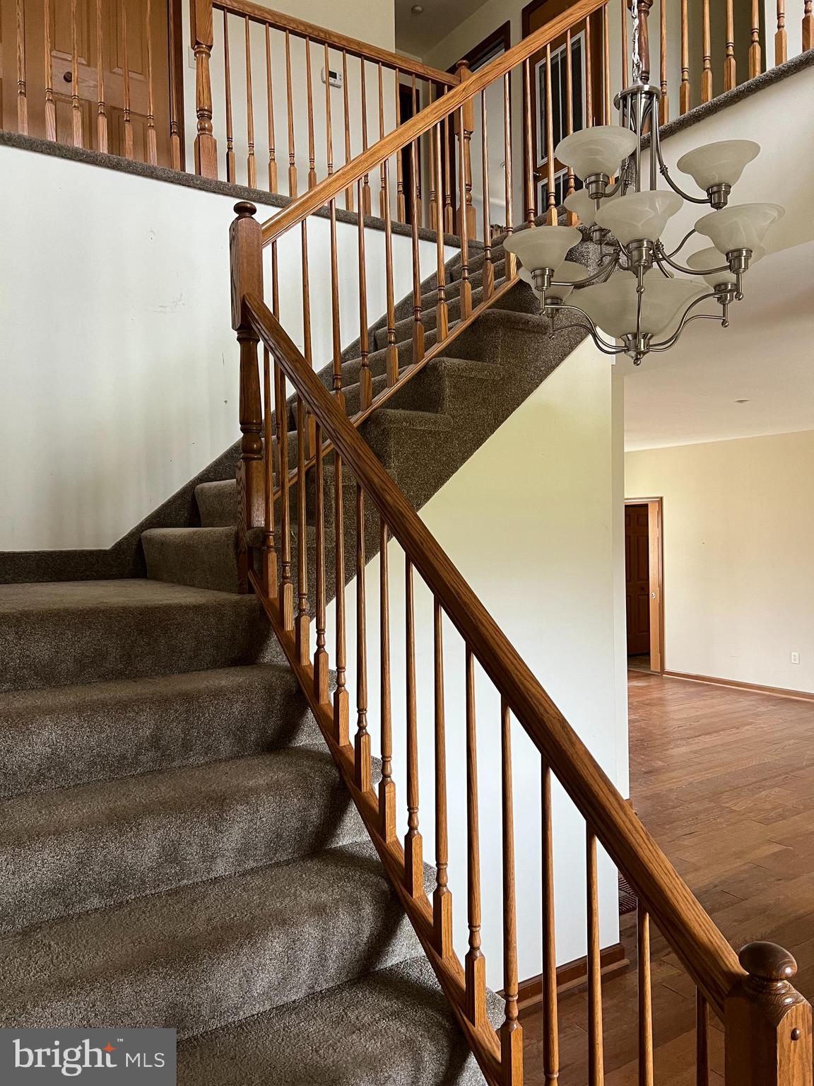 MANORWOOD - Residential Lease