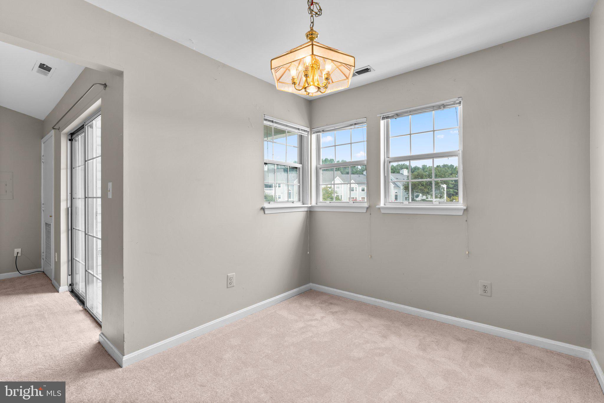 MONTGOMERY RUN - Residential