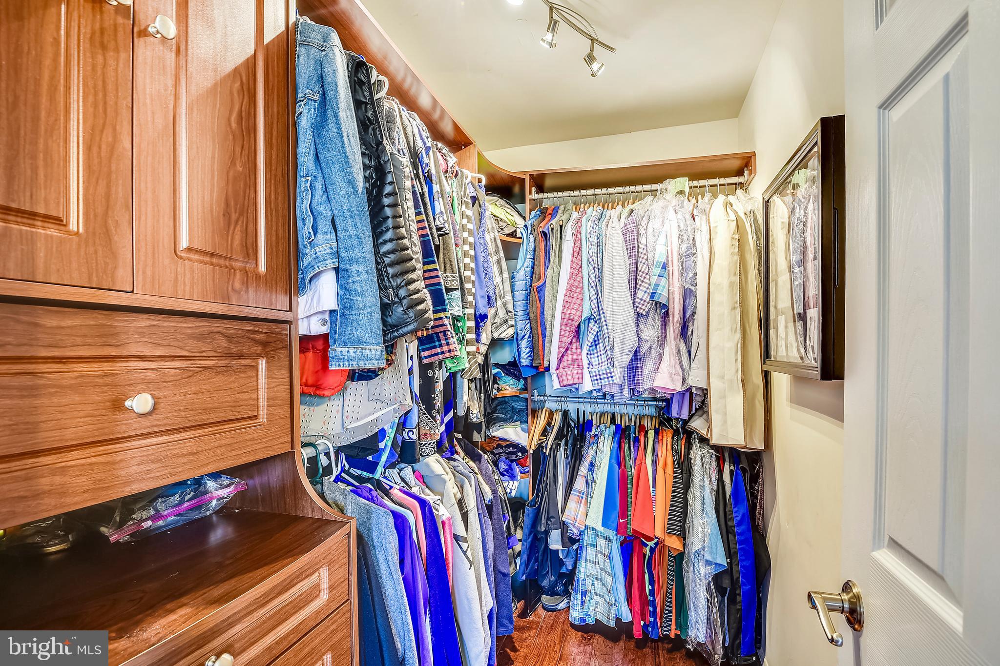 BOX HILL SOUTH - Residential